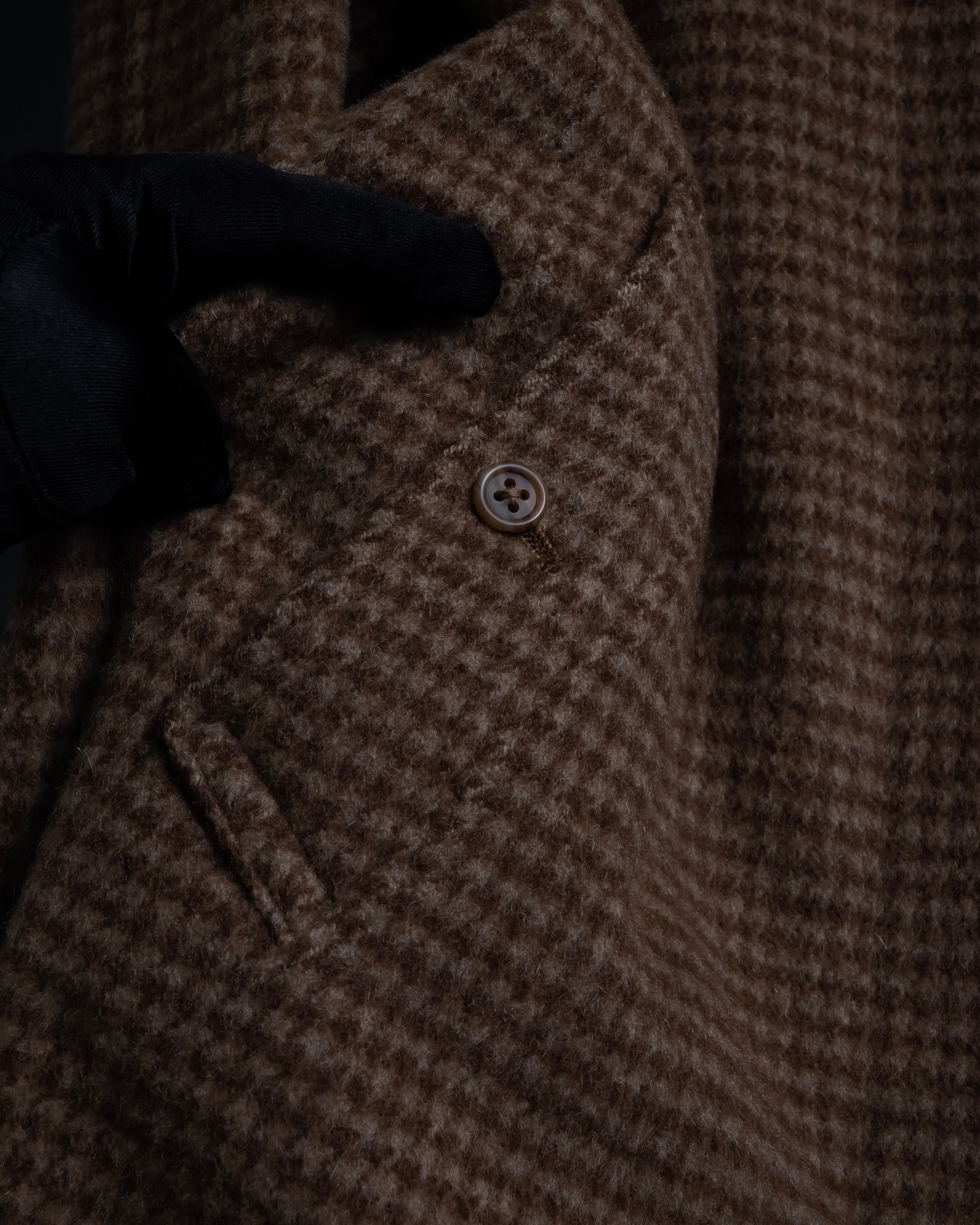 "BURBERRYS" Houndstooth pattern belted stand collar coat