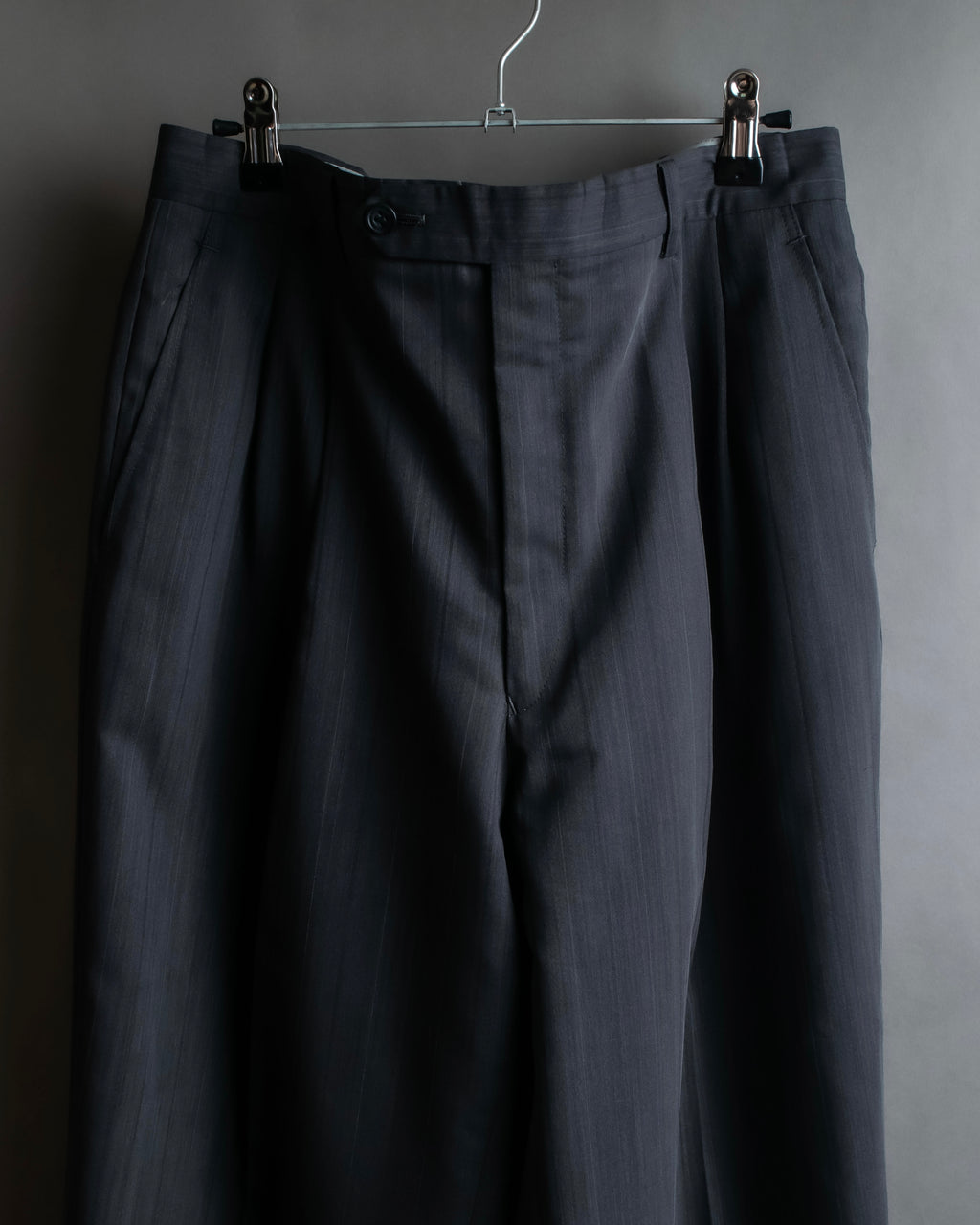 "CHRISTIAN DIOR MONSIEUR" Shadow stripe pattern classical formal detail set up