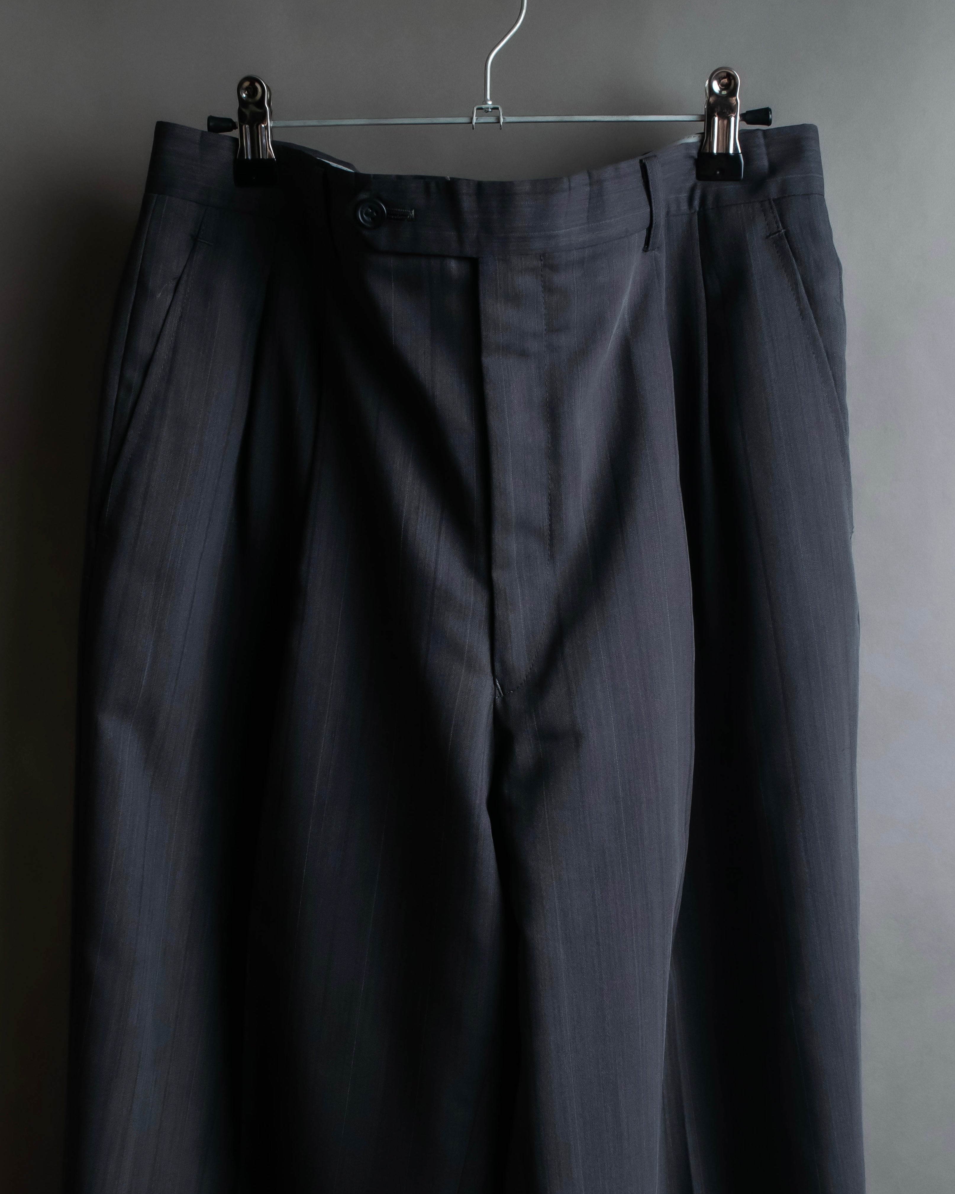 "CHRISTIAN DIOR MONSIEUR" Shadow stripe pattern classical formal detail set up