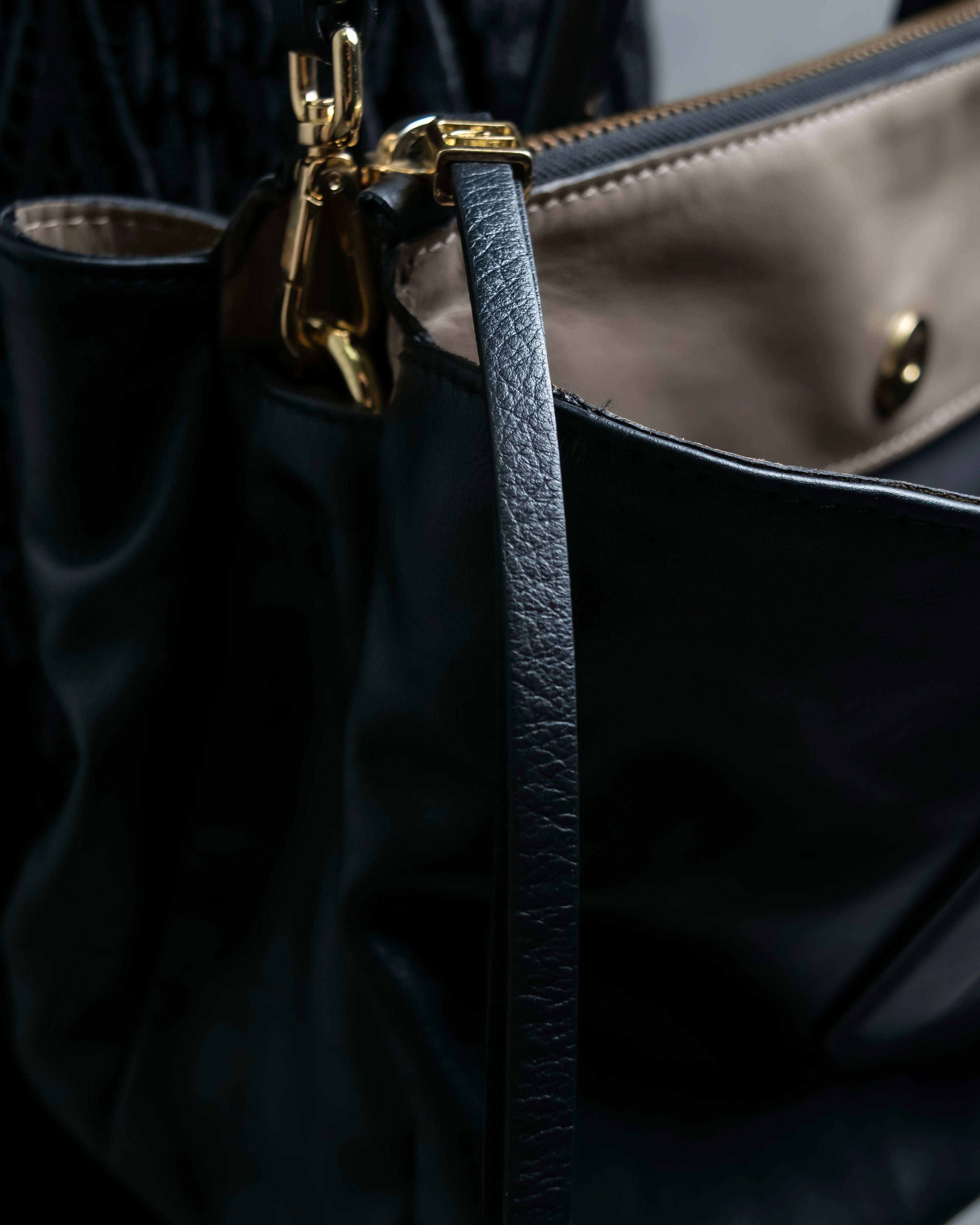 "GIANNI CHIARINI" High quality leather 2way shoulder bag