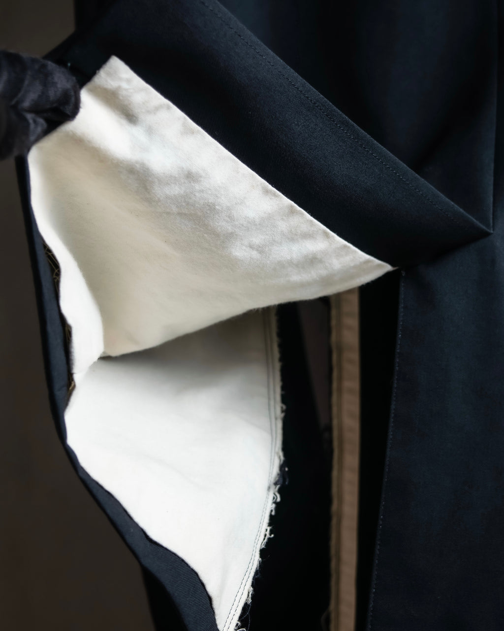 "COMME des GARCONS HOMME PLUS" 17AW Cutting design belted tailored jacket