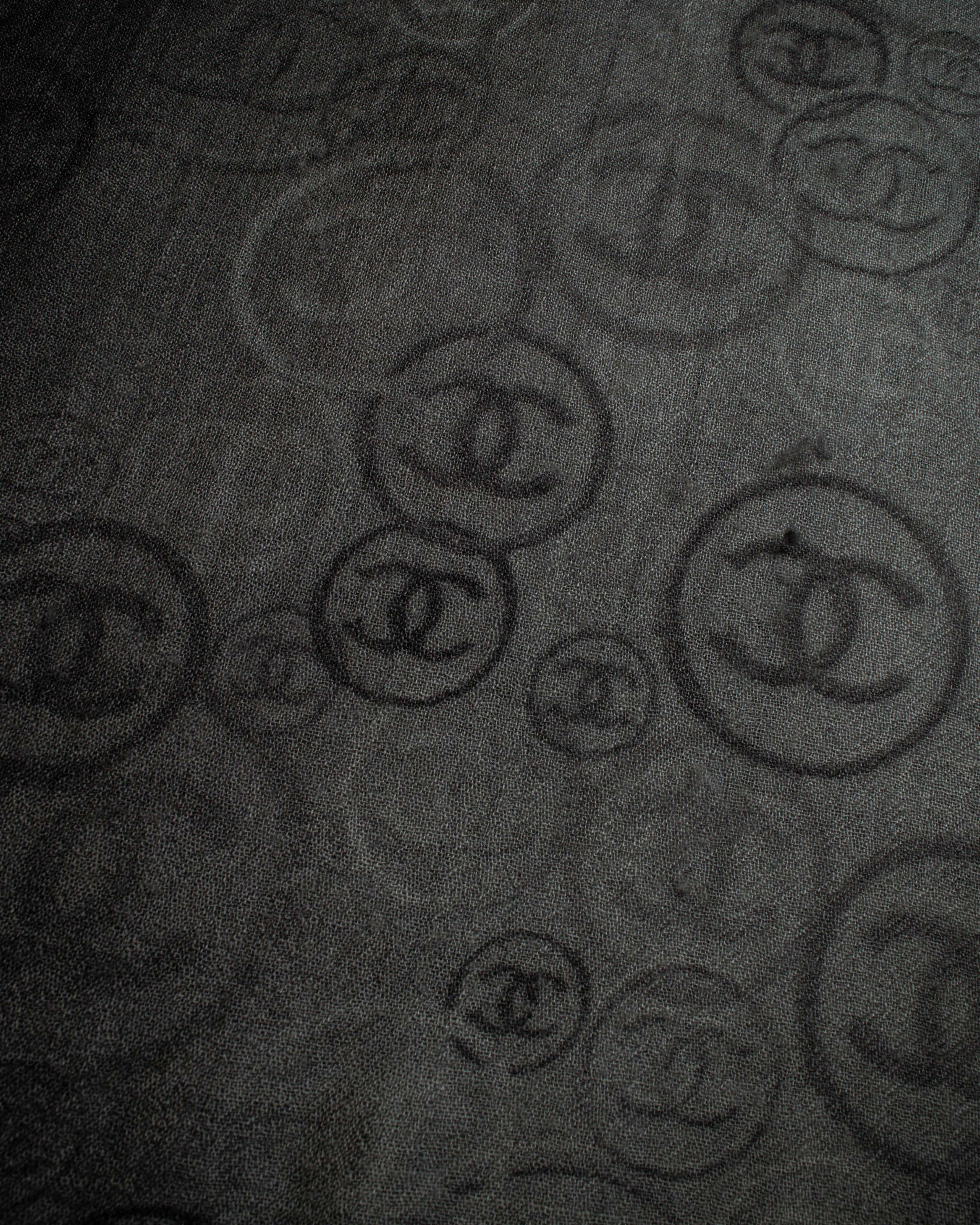 "CHANEL" Logo engraved design cashmere super large stole