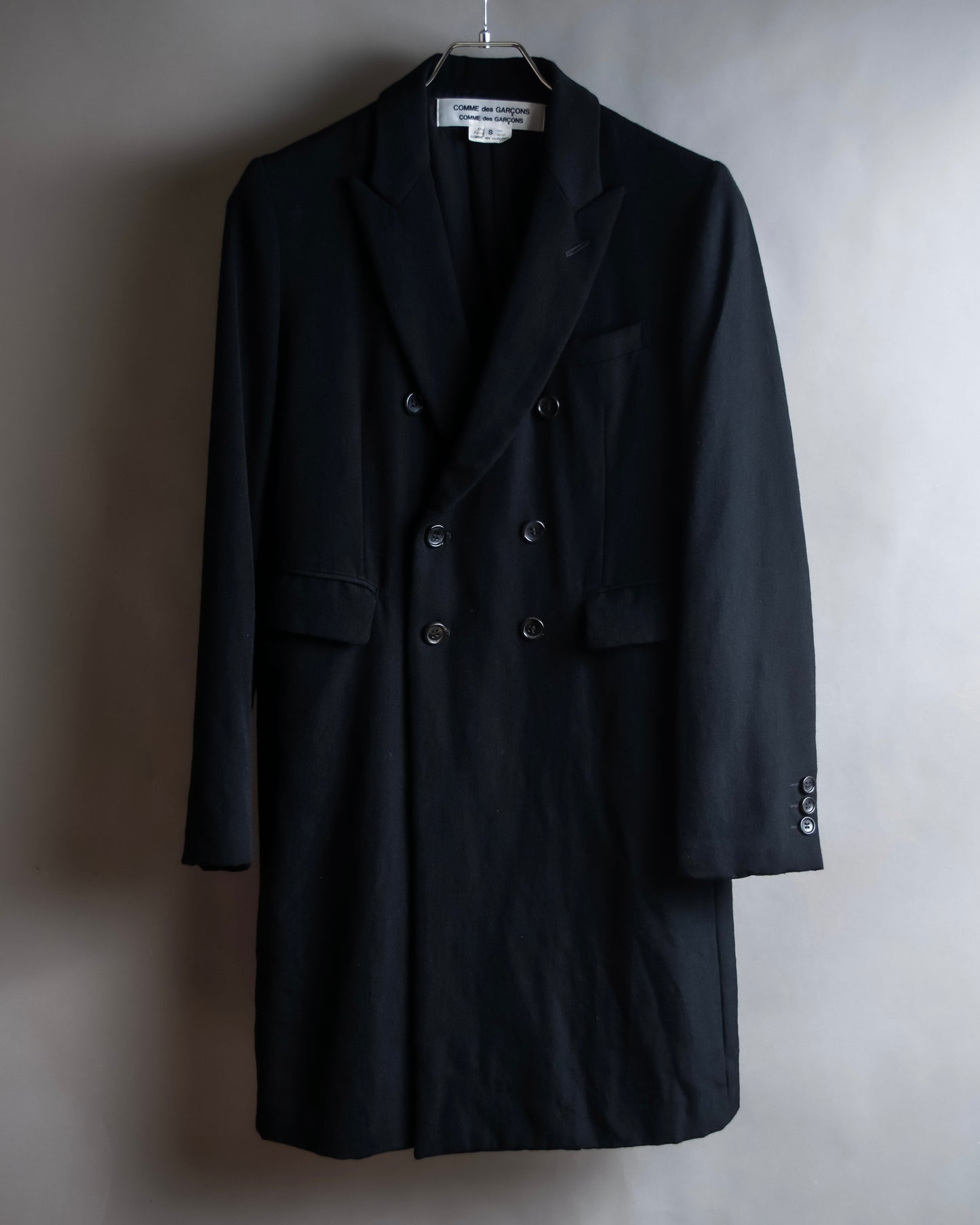 "COMME des GARCONS COMME des GARCONS" Peaked lapel double-breasted long tailored jacket