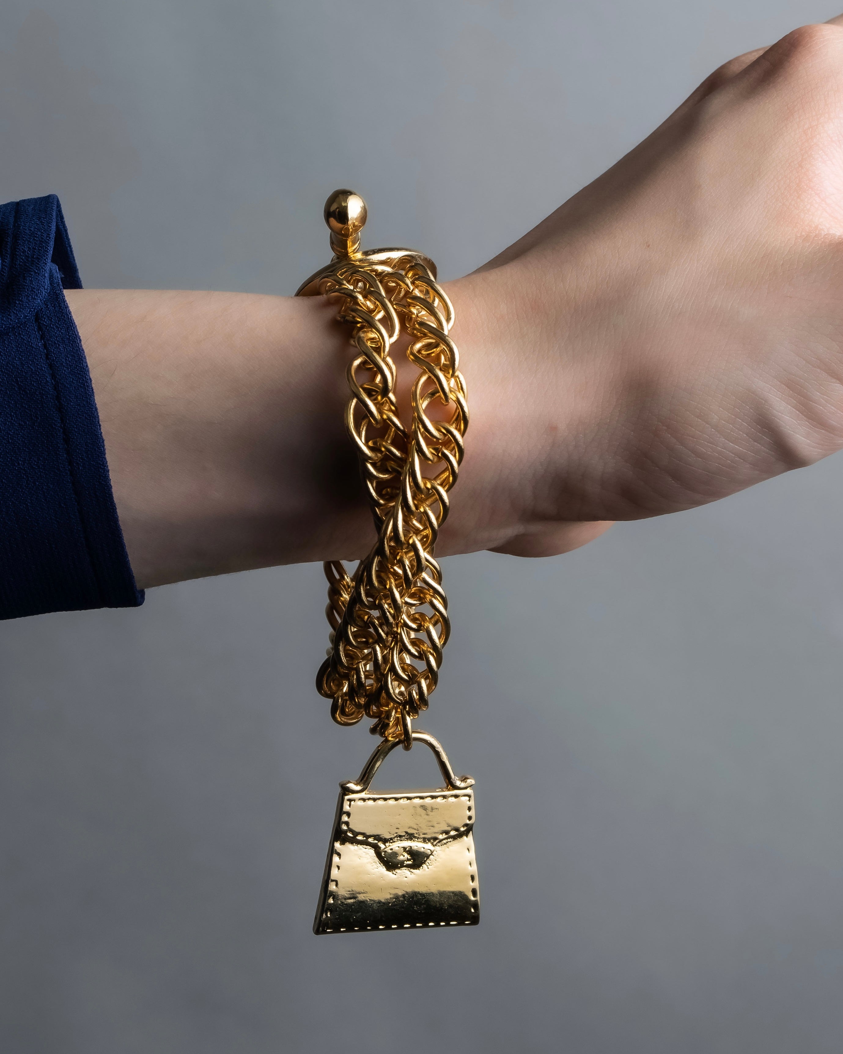 "Karl Lagerfeld" Bag charm mantel chain bracelet