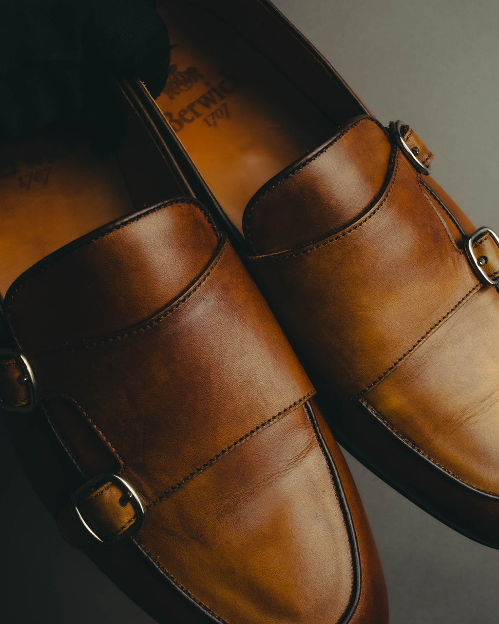 “Berwick 1707” 2010’s Patina aniline leather double monk shoes