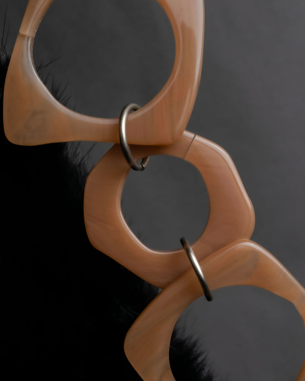 "MARNI" Faux fur collar＆mixed material docking accessory