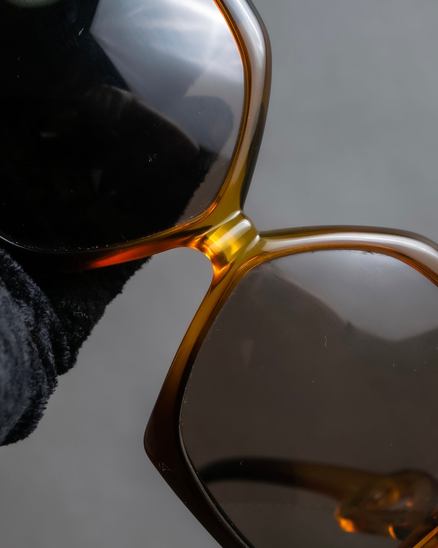 "Christian Dior" Mortal shell amber design square frame sunglasses