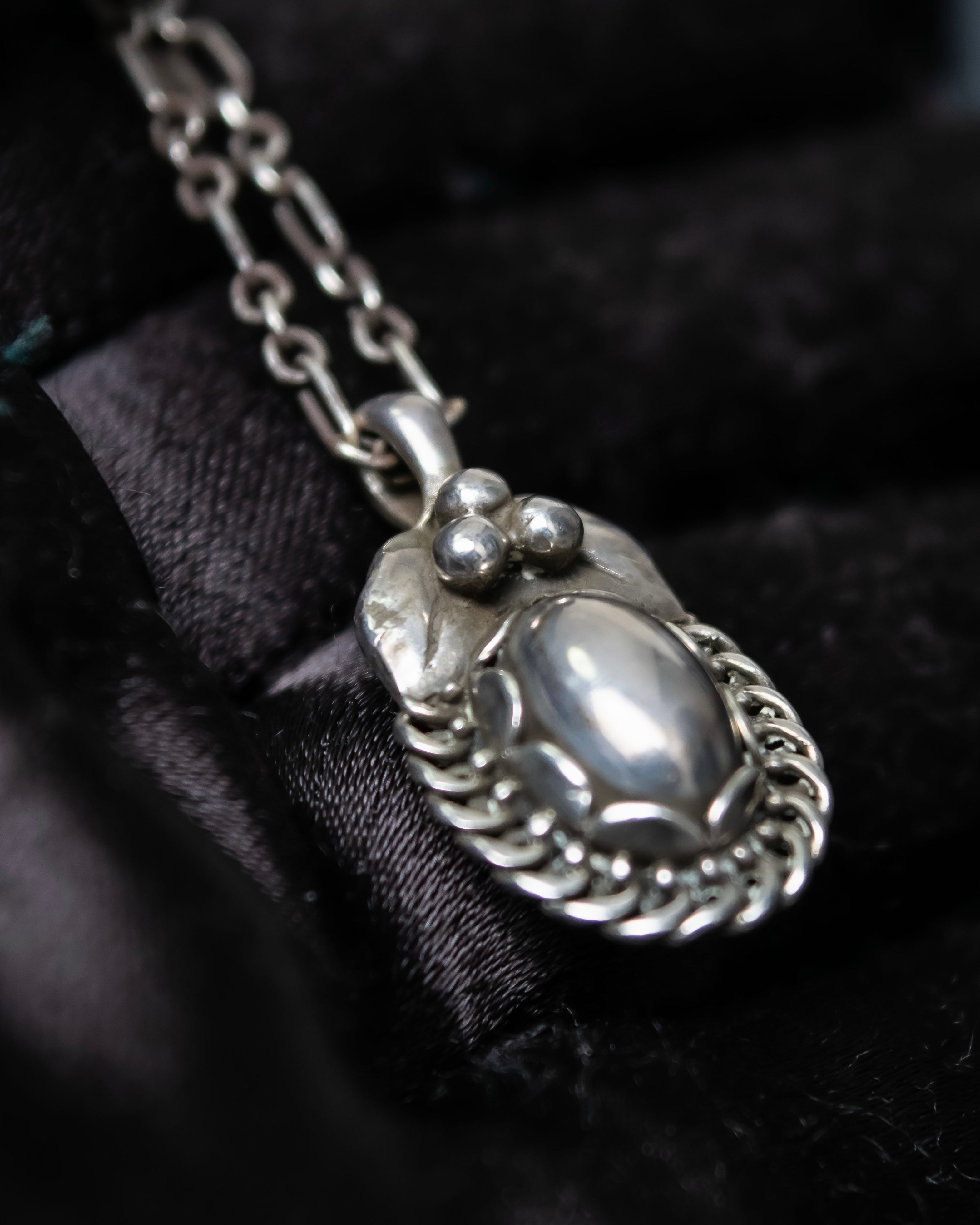 "Georg Jensen" Pendant of the year 1992 silver necklace