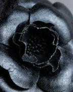 "CHANEL" Deep black camellia brooch