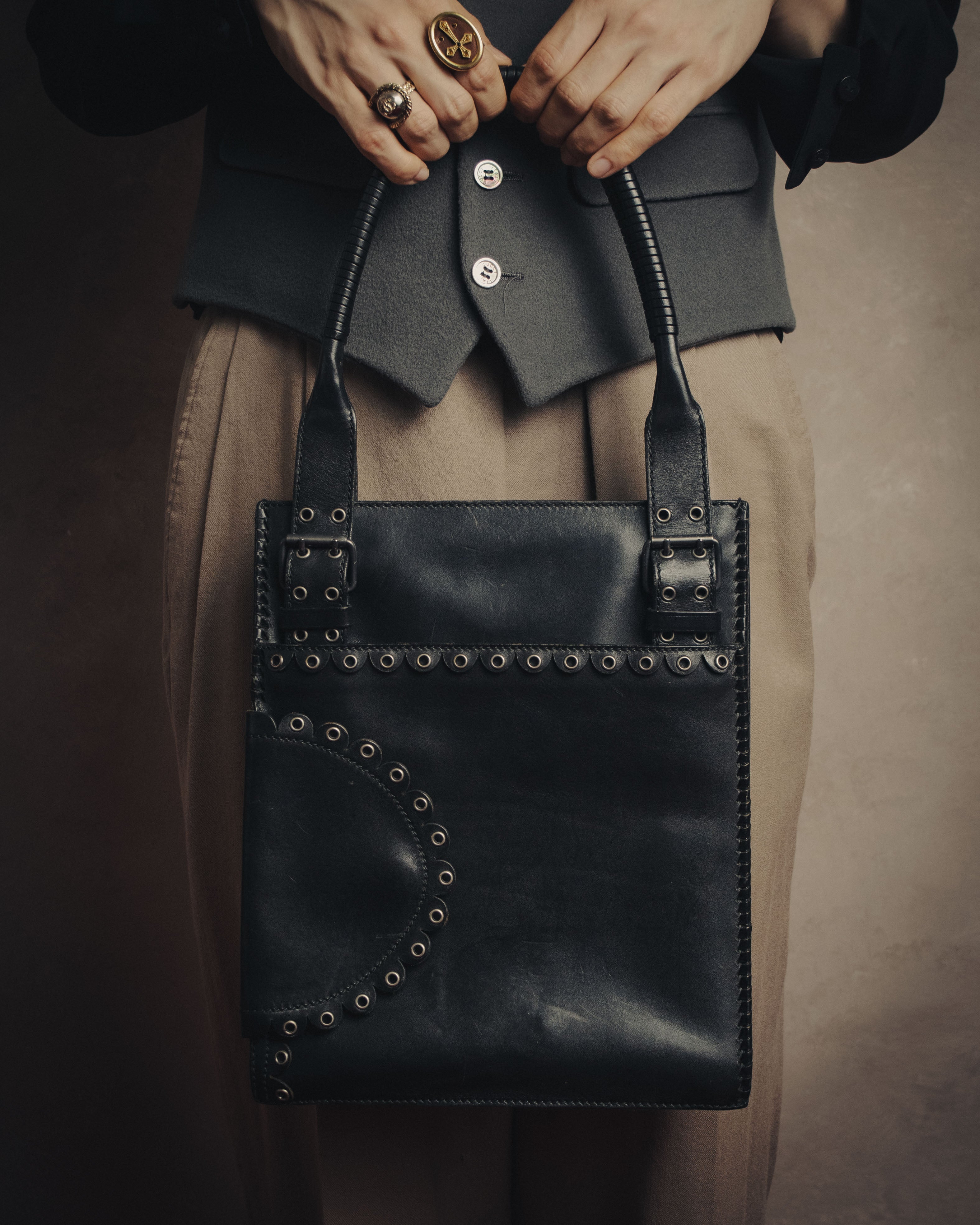 -SPECIAL- “Yves Saint Laurent rive gauche” 2001-2004 Eyelet leather tote bag