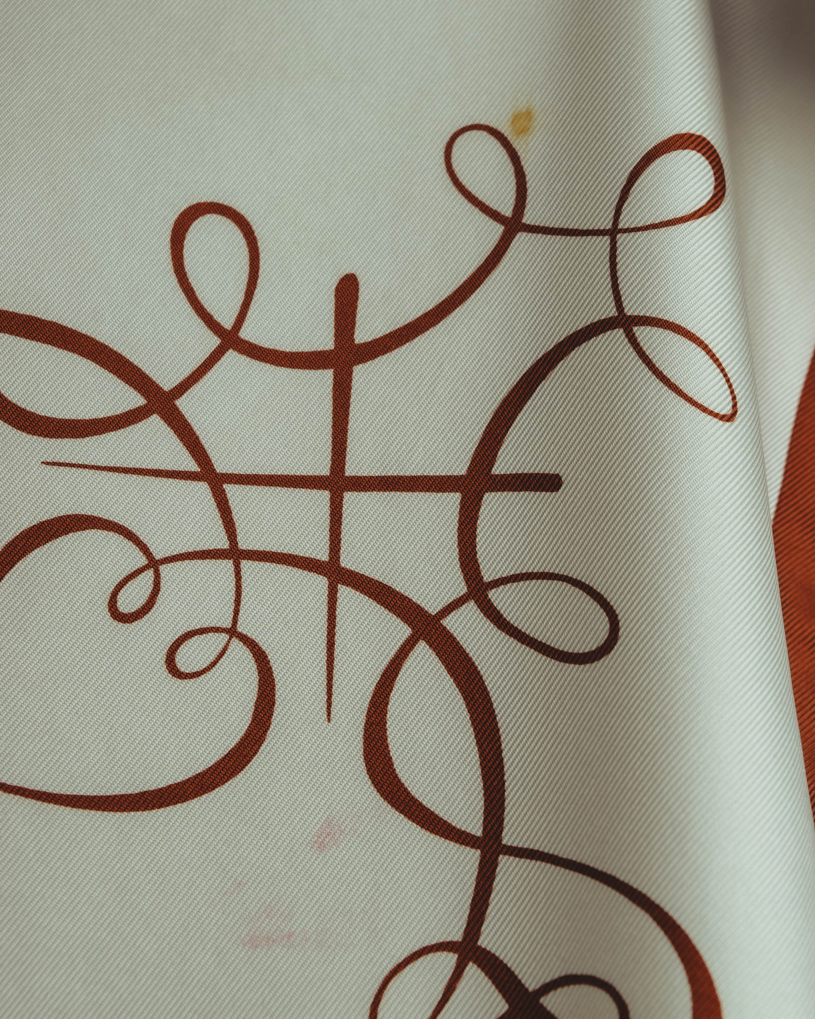 "Hermès" 90's Calligraphy print silk scarf