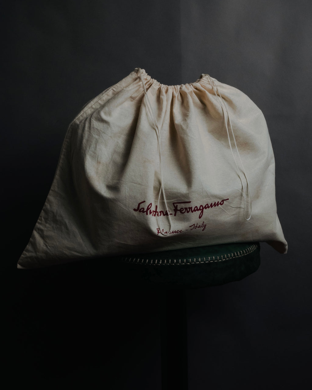 "Salvatore Ferragamo" 90’s-00’s Gancini hardware pebbled leather tote bag