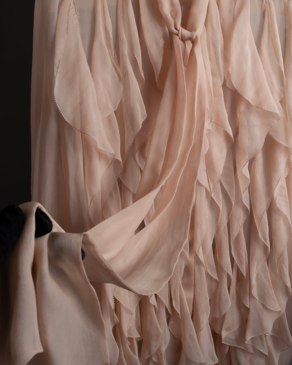 "VALENTINO" Ruffle detail sheer bowtie blouse