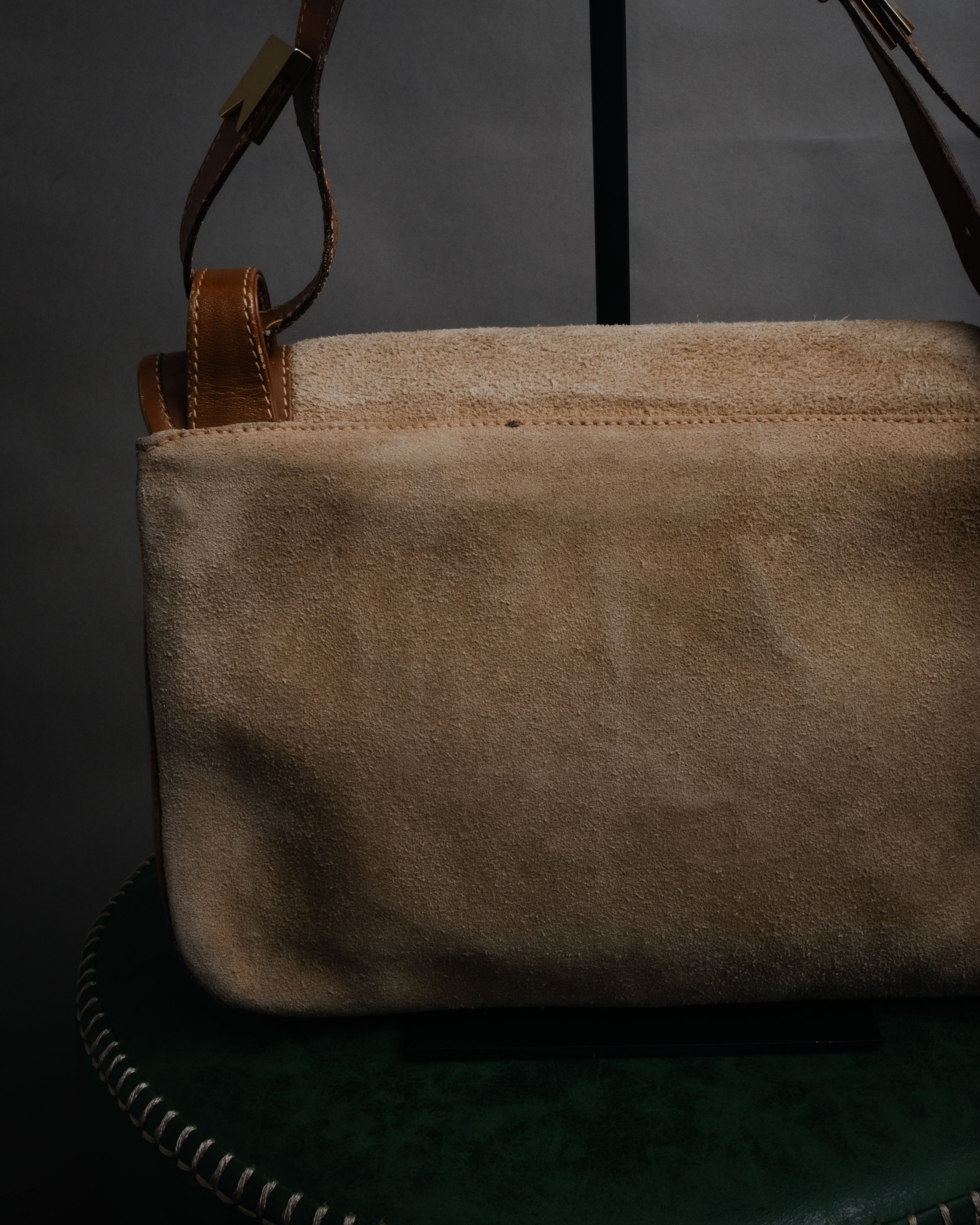 “BALENCIAGA” 70’s-80’s Suede accordion shoulder bag