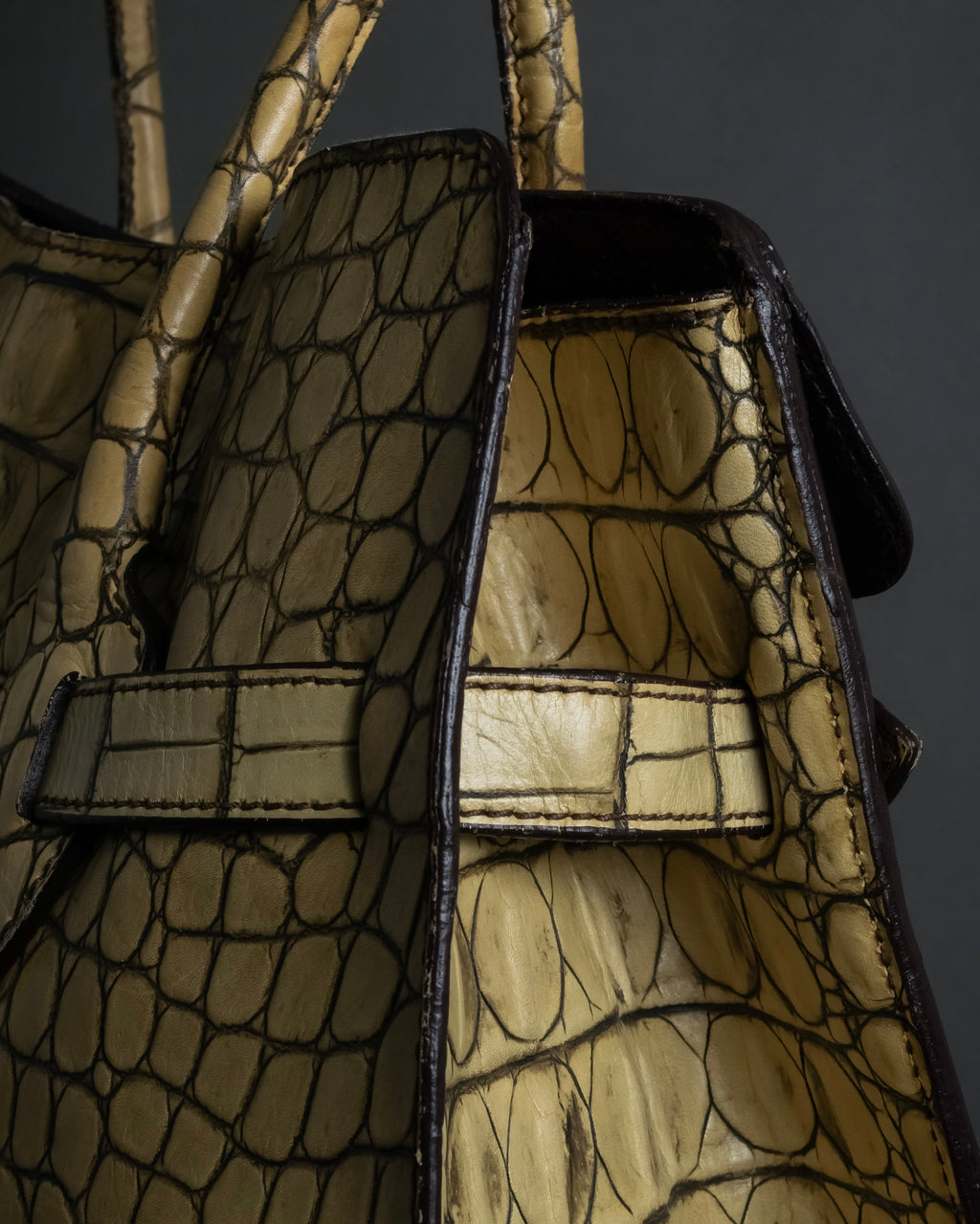 "MIU MIU" Belt strap design embossed leather hand bag