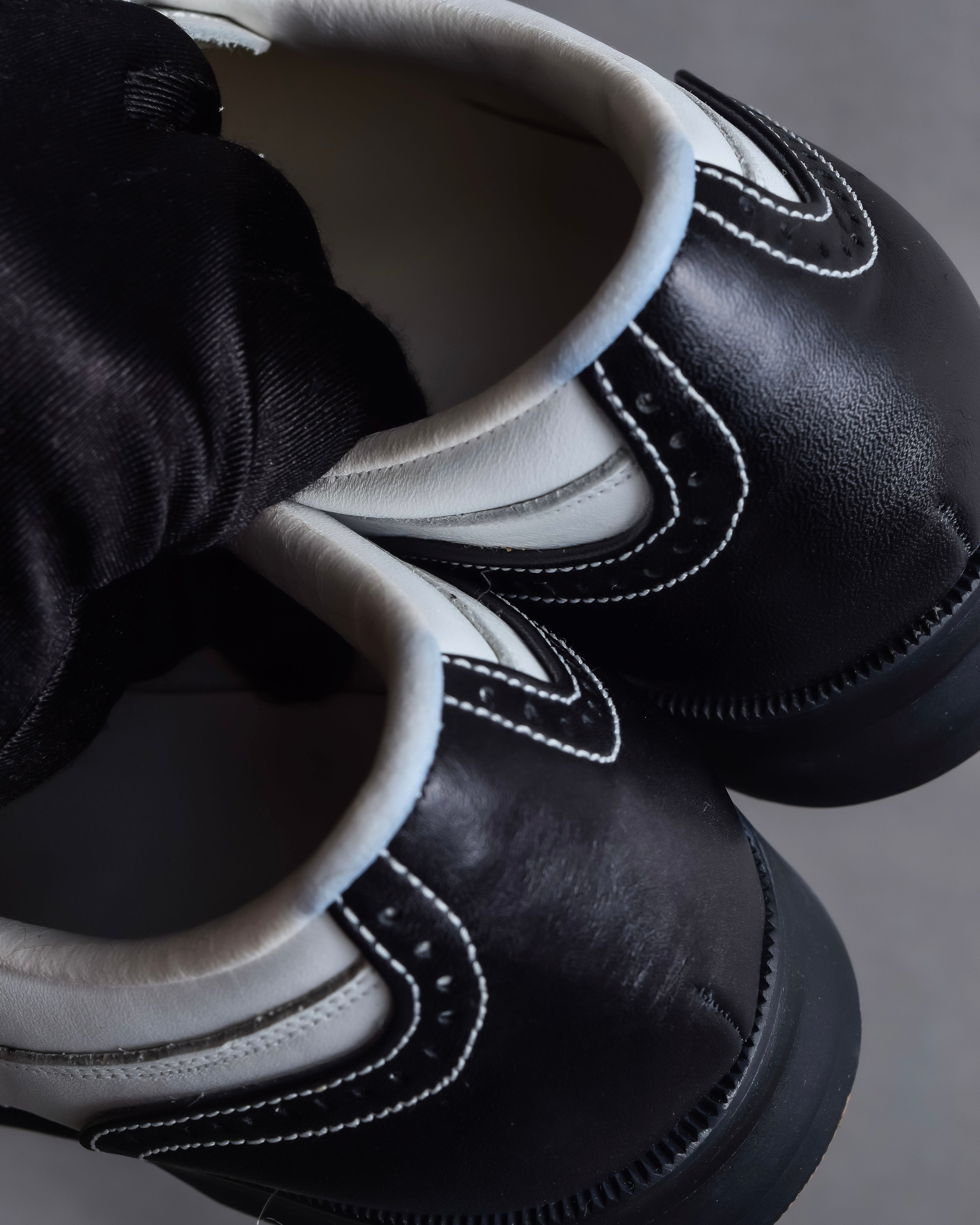 "BALENCIAGA" Two-tone fringe design leather golf shoes