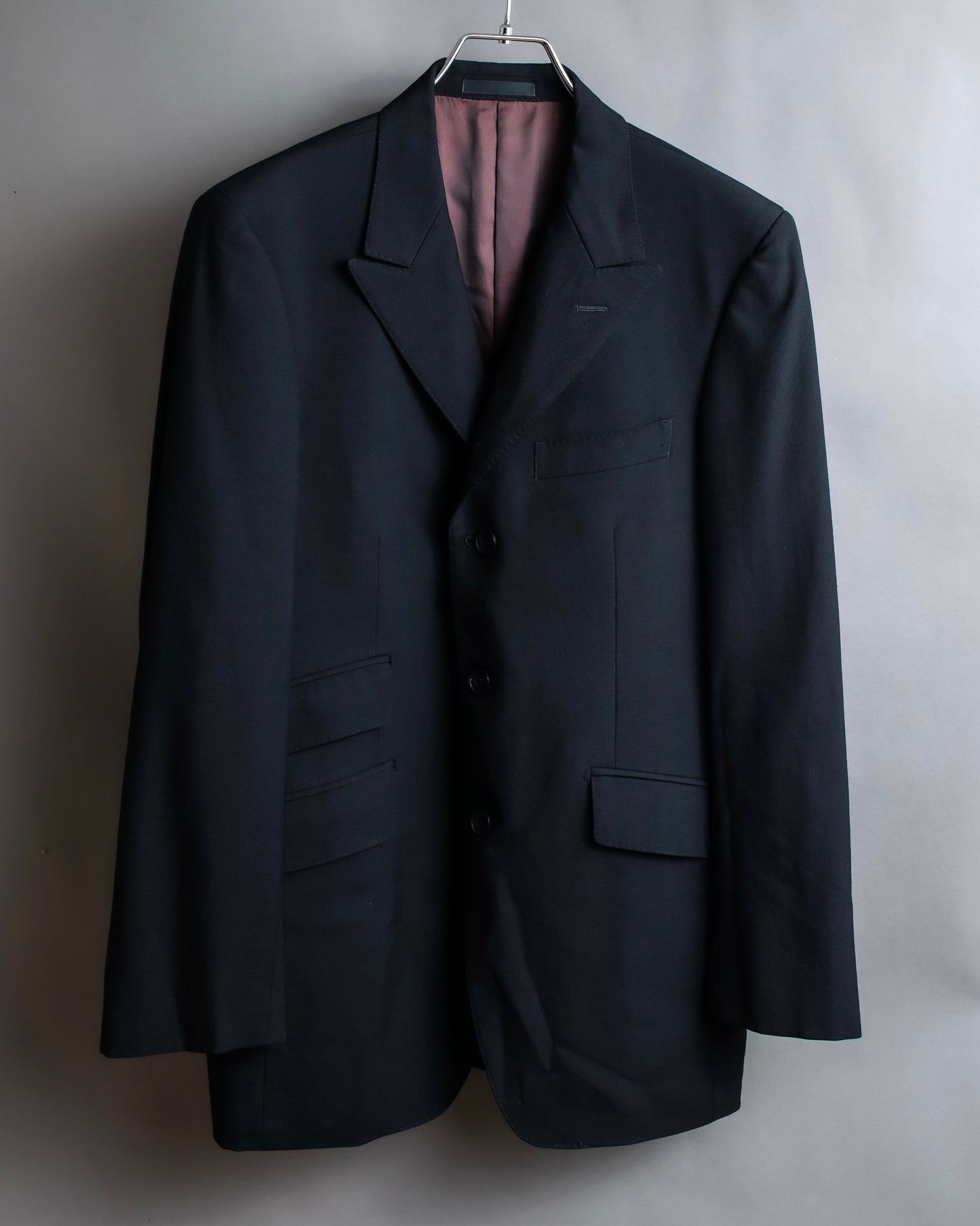 "BURBERRYS" Peaked lapels tailored jacket & wide tapered silhouette slacks set up