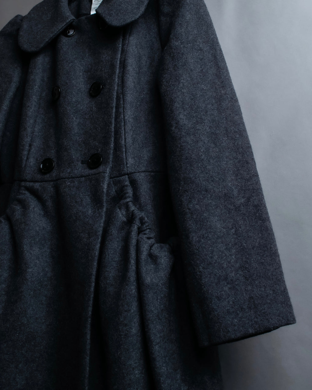 "Chloe" Gathered waist round collar coat