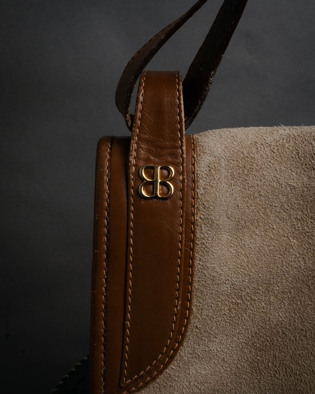 “BALENCIAGA” 70’s-80’s Suede accordion shoulder bag