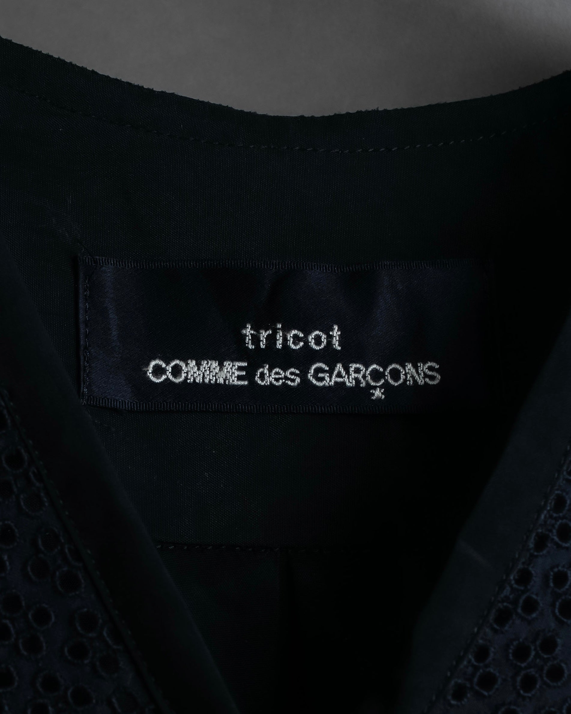 "tricot COMME des GARCONS" 96SS eyelet lace design patterned fabric switching vest