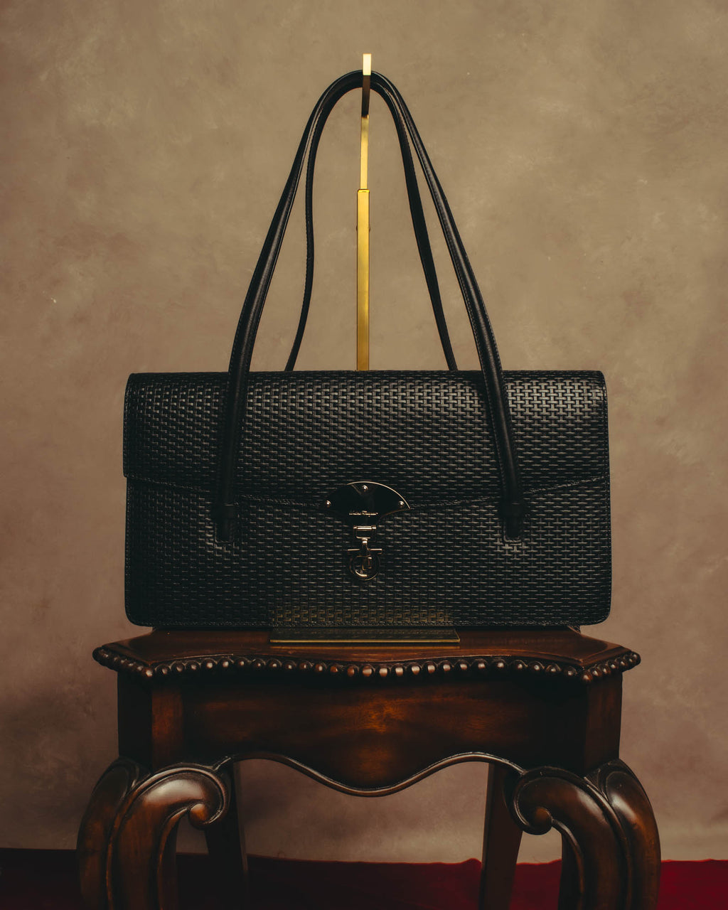 "Salvatore Ferragamo" 90's-00's Woven leather shoulder handbag