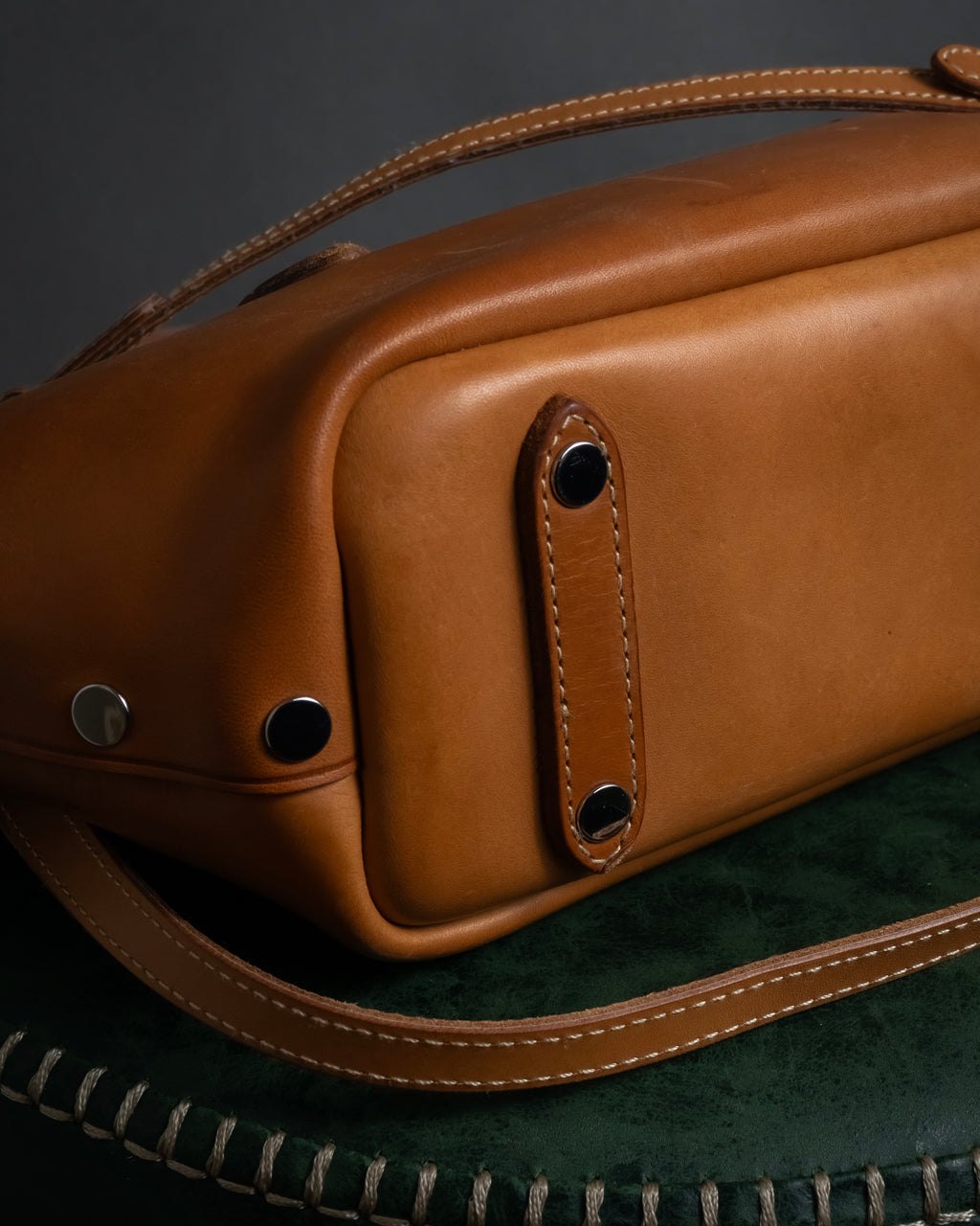 "Ralph Lauren" Metal stud design 2-way leather bag