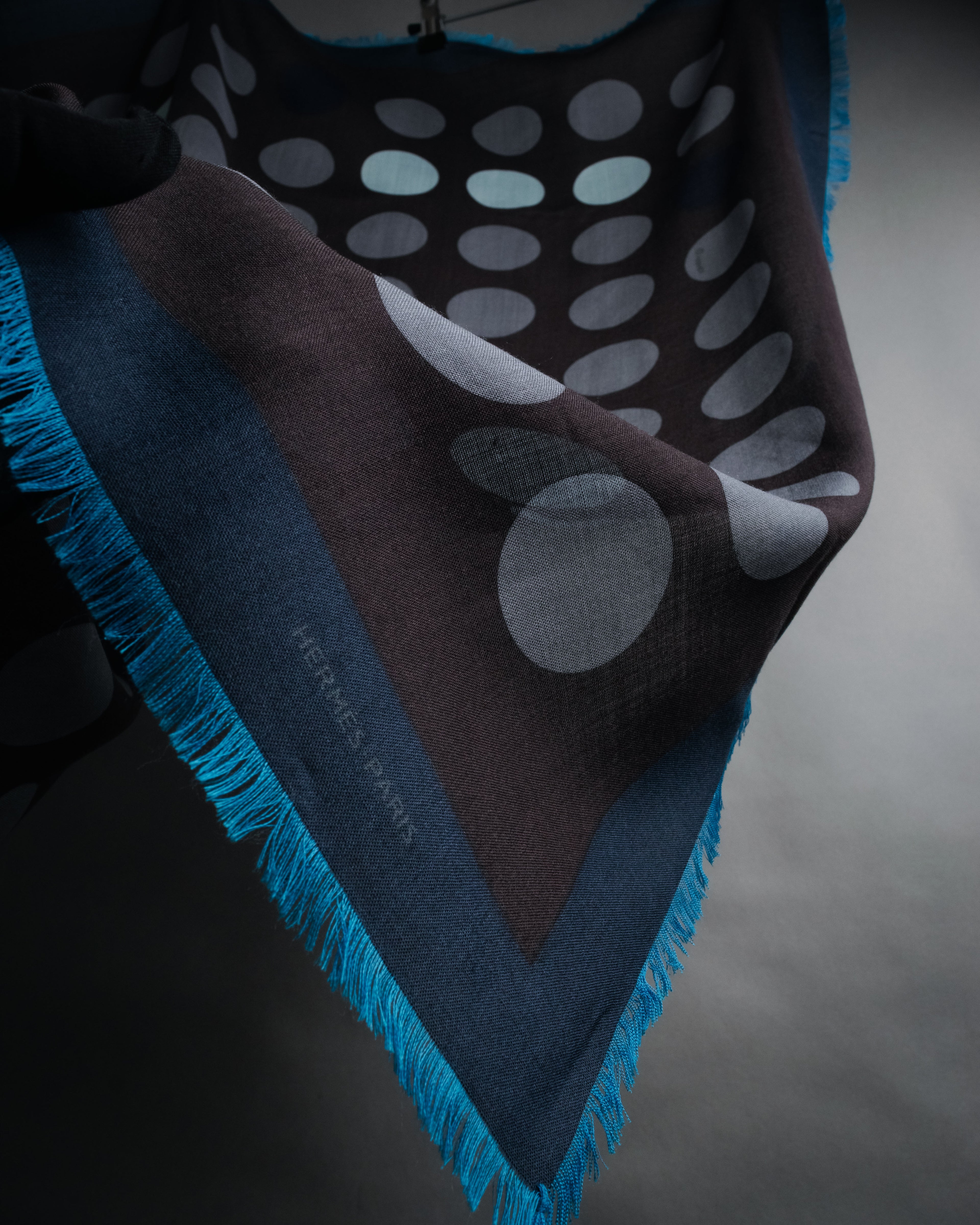 “HERMÈS” 10's-20's Polka dot wool silk fringed stole