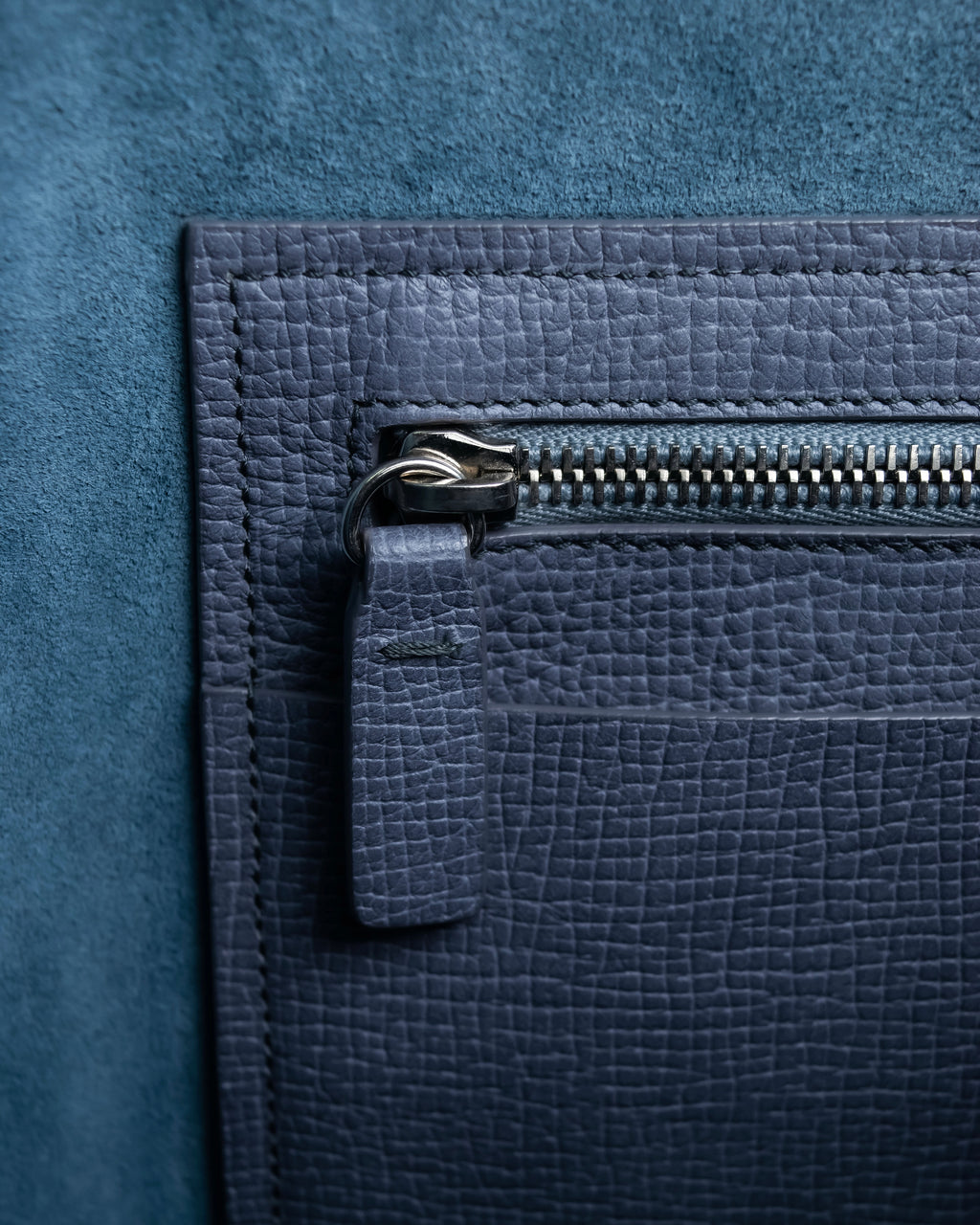 “JIL SANDER” beautiful sky blue leather shoulder bag