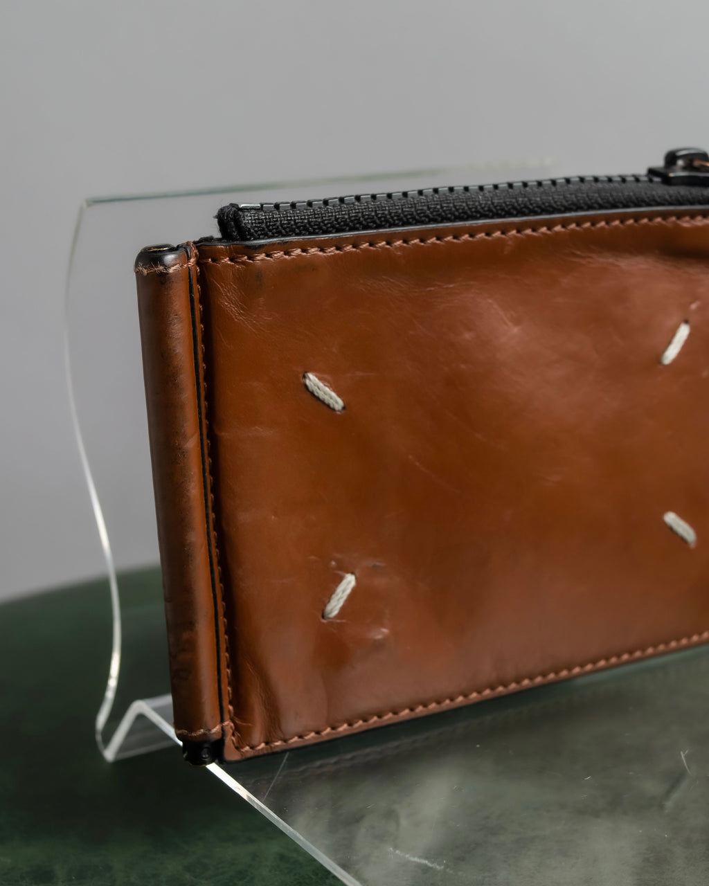 "MAISON MARGIELA" 4-tag design leather money clip