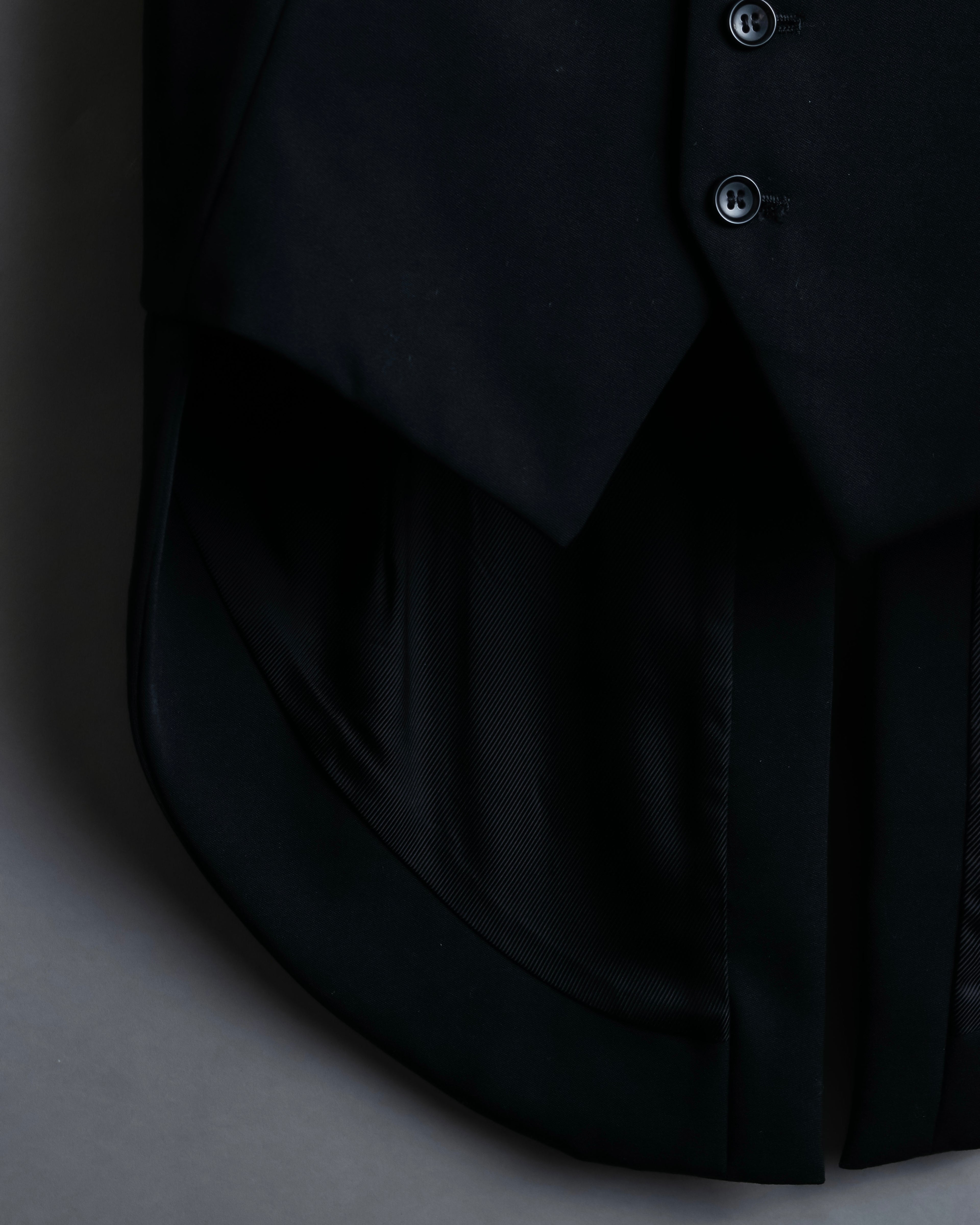 “Y‘s” Tail coat detailed vest