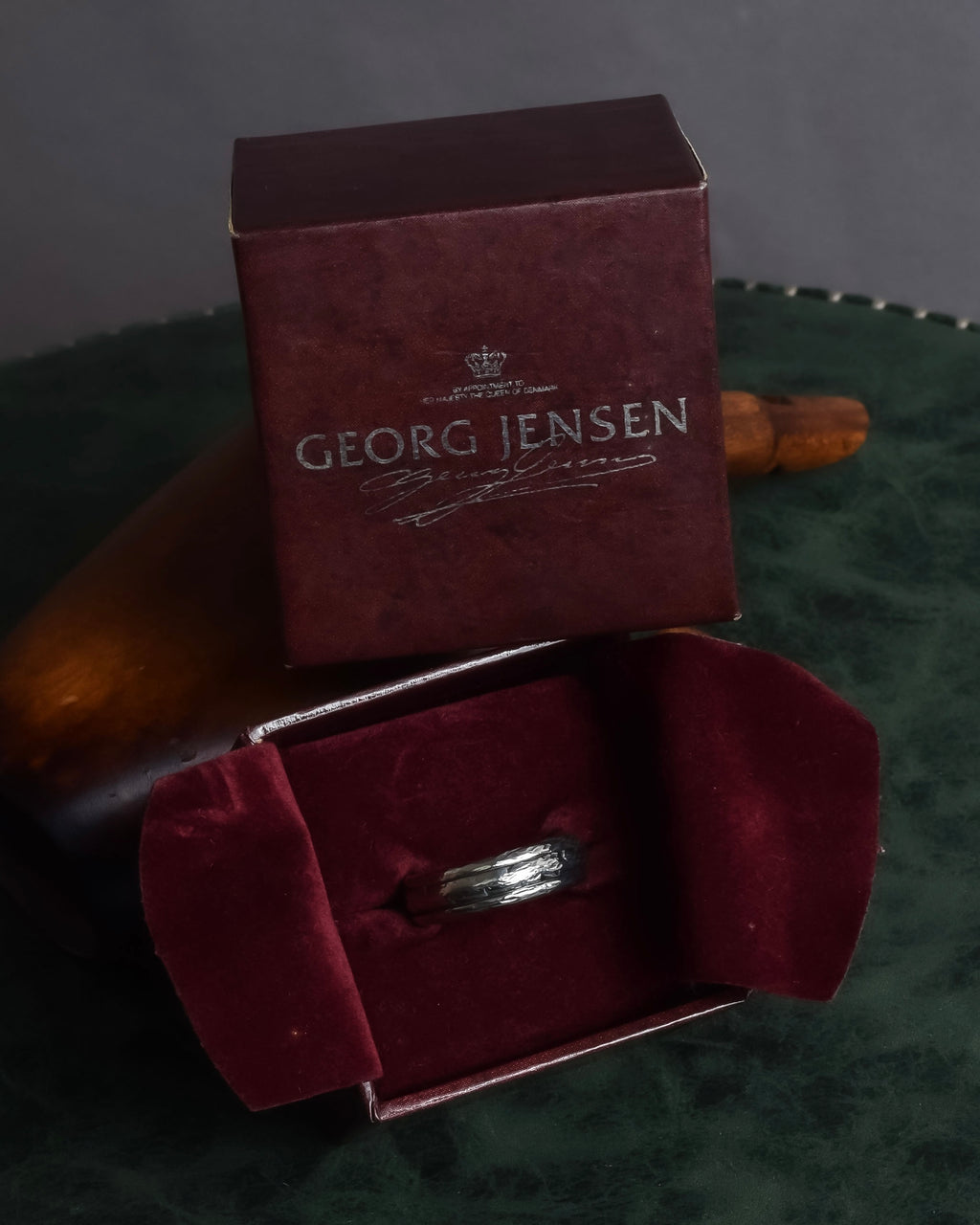 "GEORG JENSEN" Hammered silver signature ring