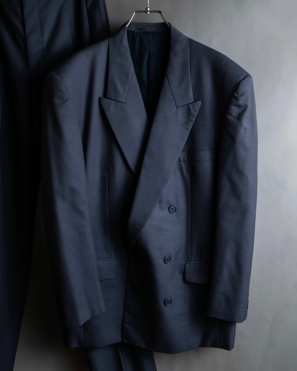 "CHRISTIAN DIOR MONSIEUR"
Shadow check pattern structured set up