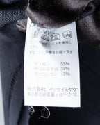 "PLEATS PLEASE ISSEY MIYAKE" 

Meander sleeveless tops