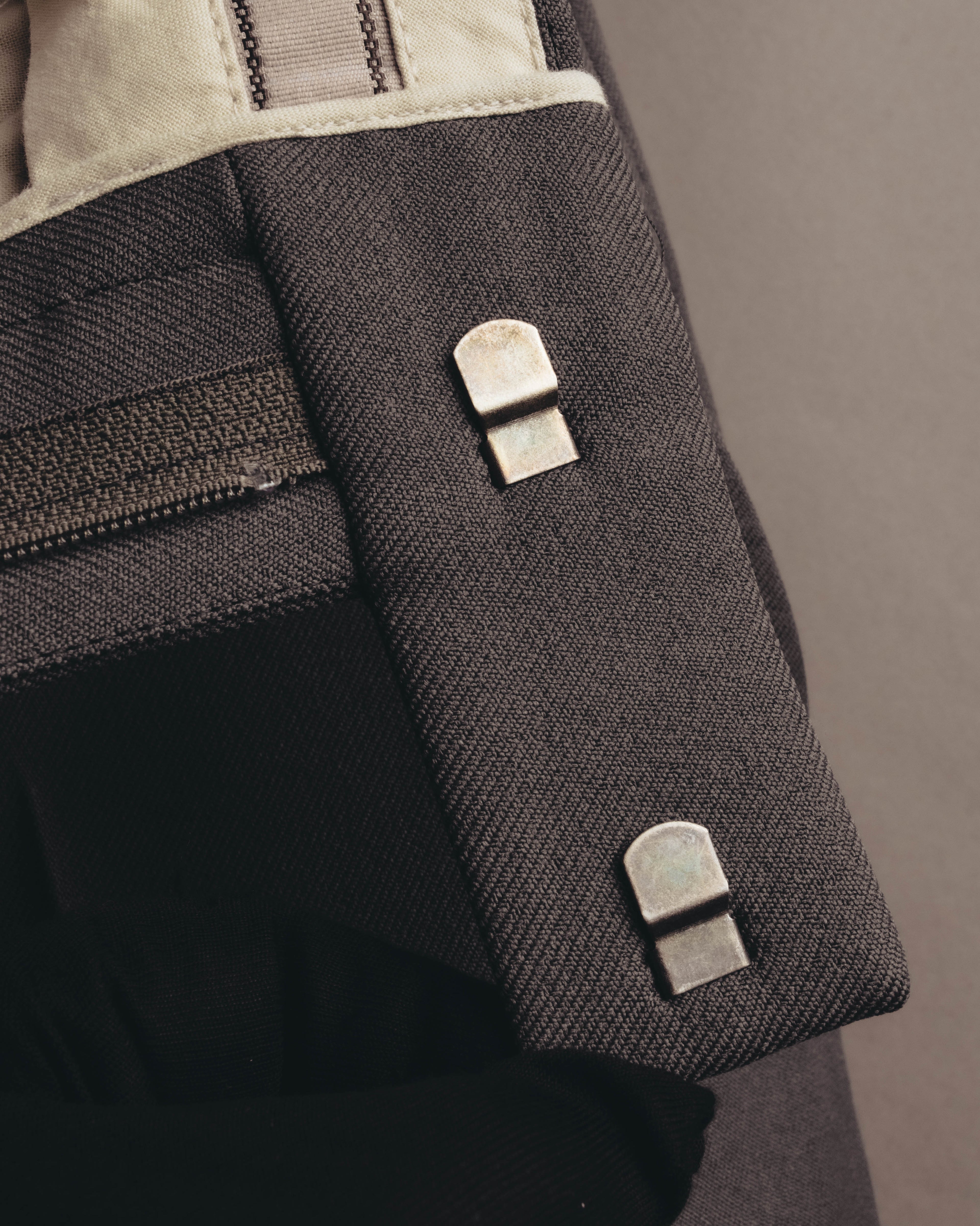 "GUCCI" 2020's Archive inspired pleated tailored trousers