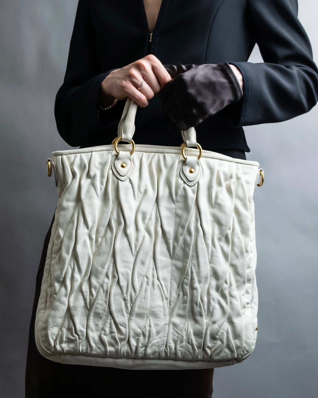 "miu miu" White leather crinkled bag