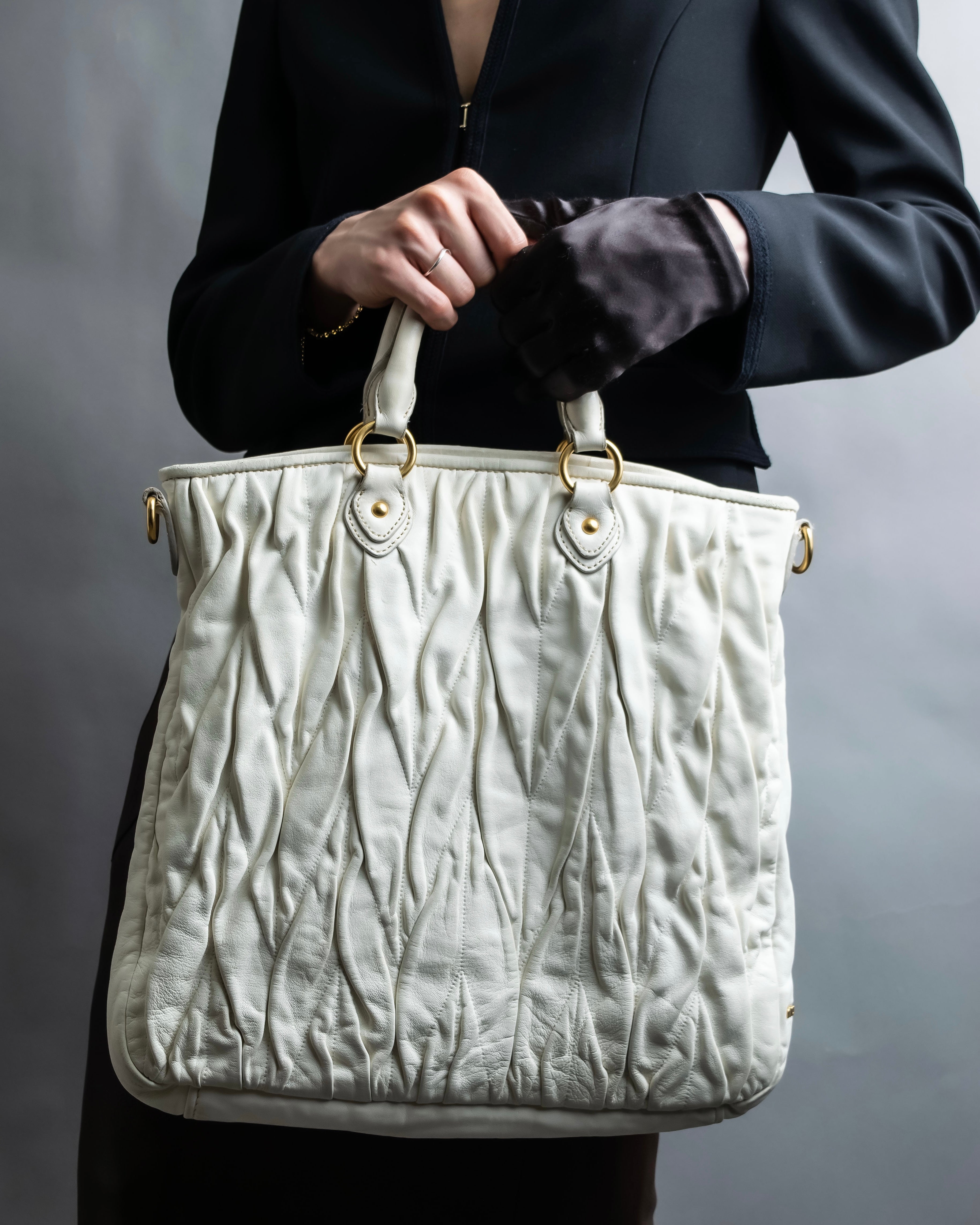 "miu miu" White leather crinkled bag