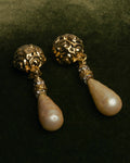 "Yves Saint Laurent" 80's-90's Pearl clip on drop earrings