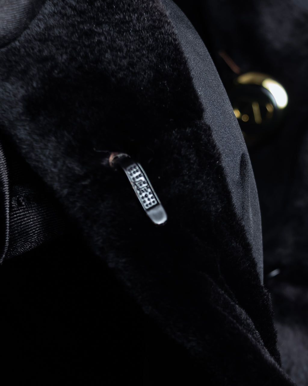 -SPECIAL- “VALENTINO” 1988–1992 SAGA Mink Shawl Collar Coat