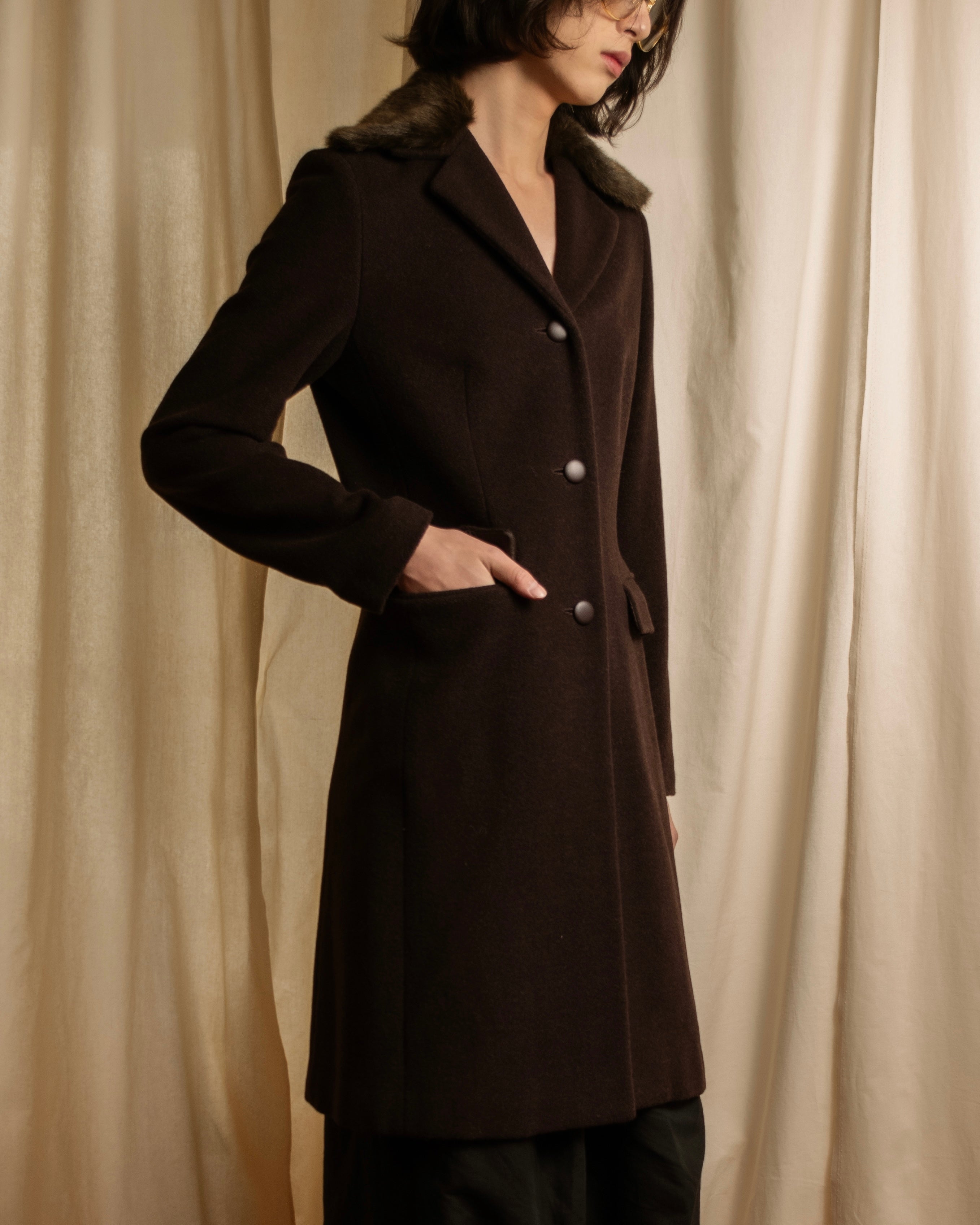 "miss Chloe" Fur collar switching design wool coat