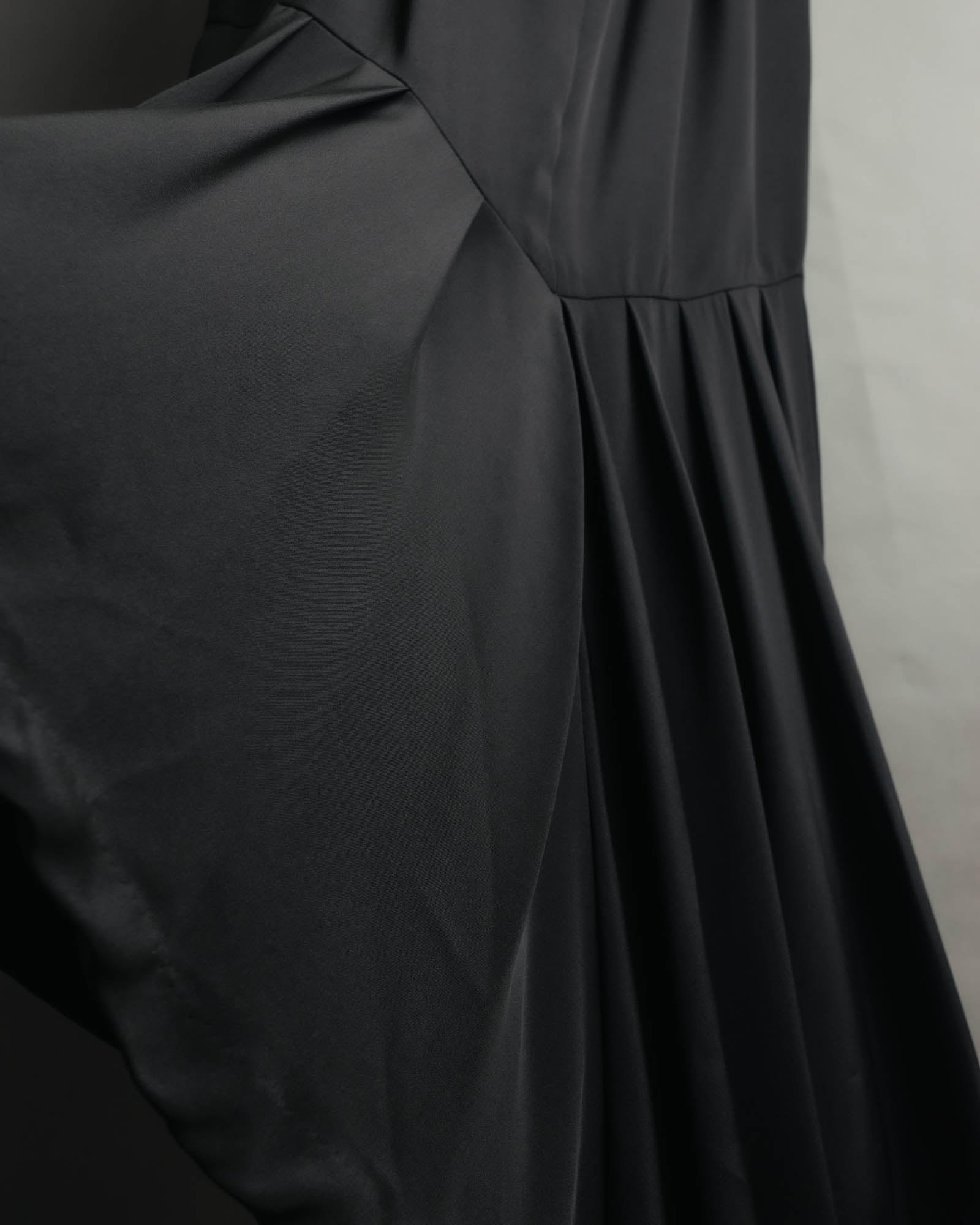 -SPECIAL- “Christian Dior” 80’s silk pleated long skirt