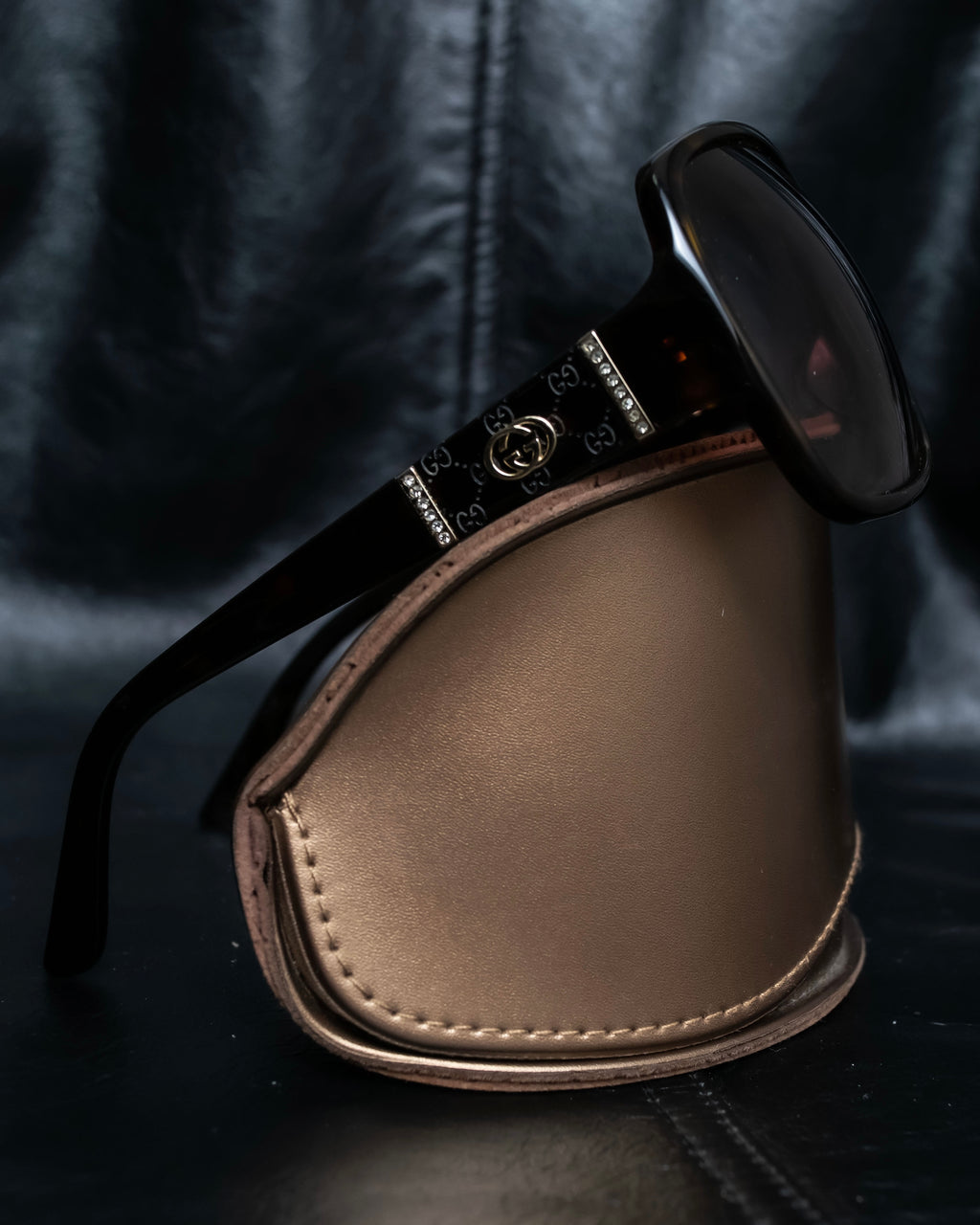 "GUCCI" Dark brown GG accent sunglasses