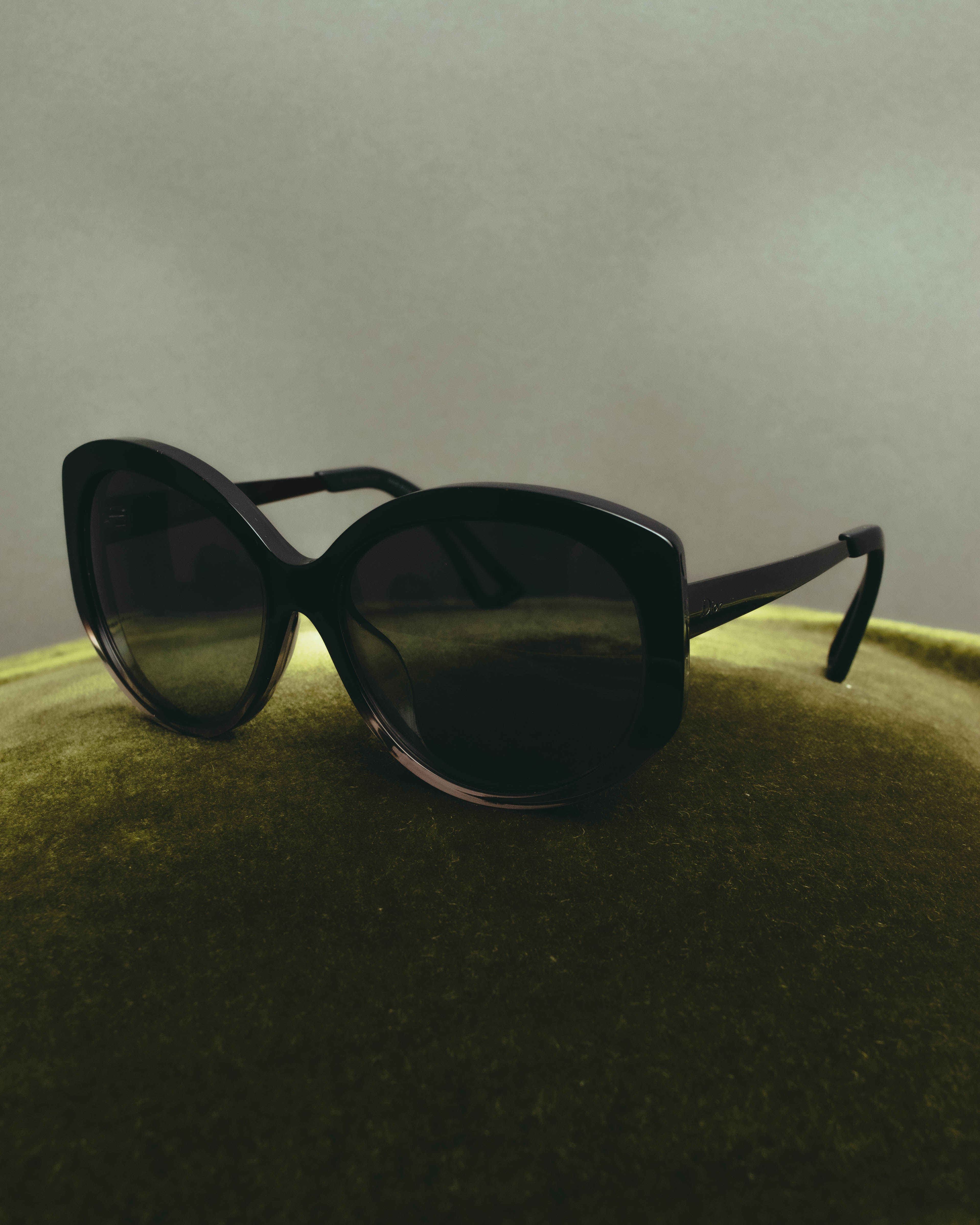 "Christian Dior" 00's-10's Oversized butterfly sunglasses