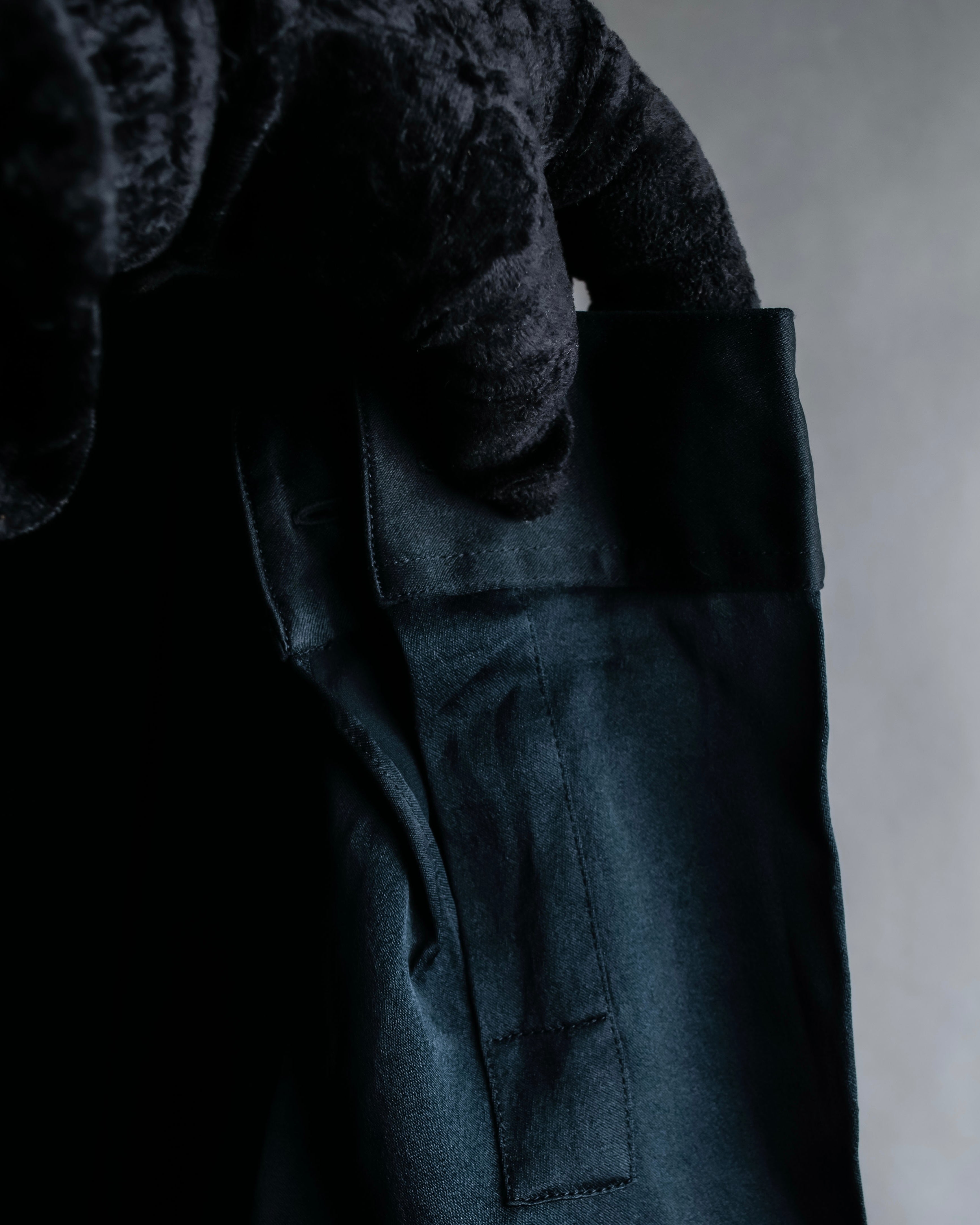 "CHANEL" Coco mark button design black glossy shirt