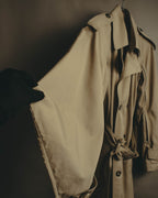 –SPECIAL– “BOTTEGA VENETA” 2020-21AW Sculptural cape-sleeve belted trench coat