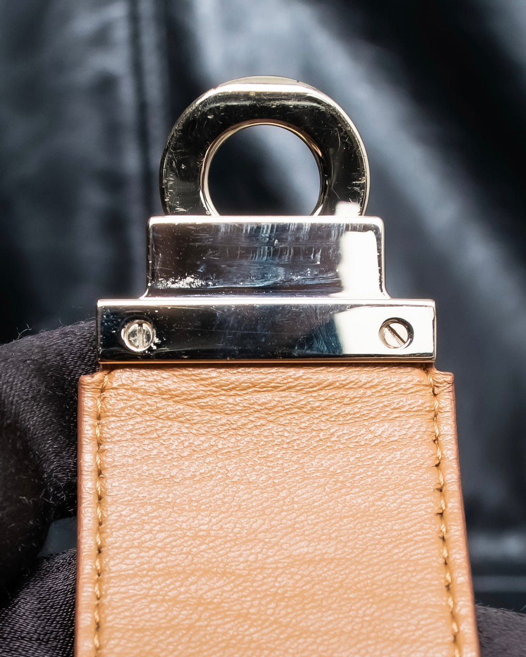 "Ferragamo" Gancini motif leather bangle