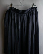 "ISSEY MIYAKE" Ribbon belt design pleats skirt