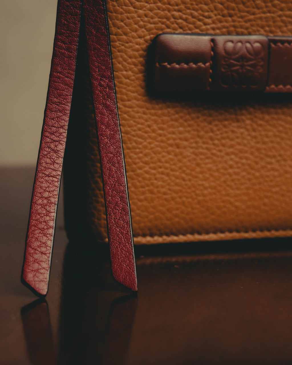 "LOEWE" 20's Bicolor small vertical leather wallet