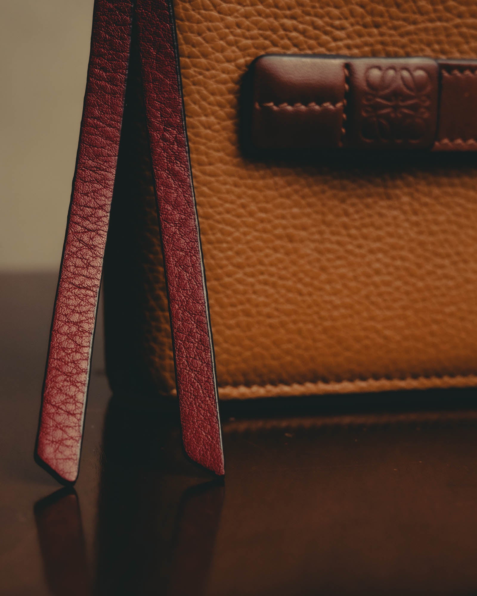 "LOEWE" 20's Bicolor small vertical leather wallet