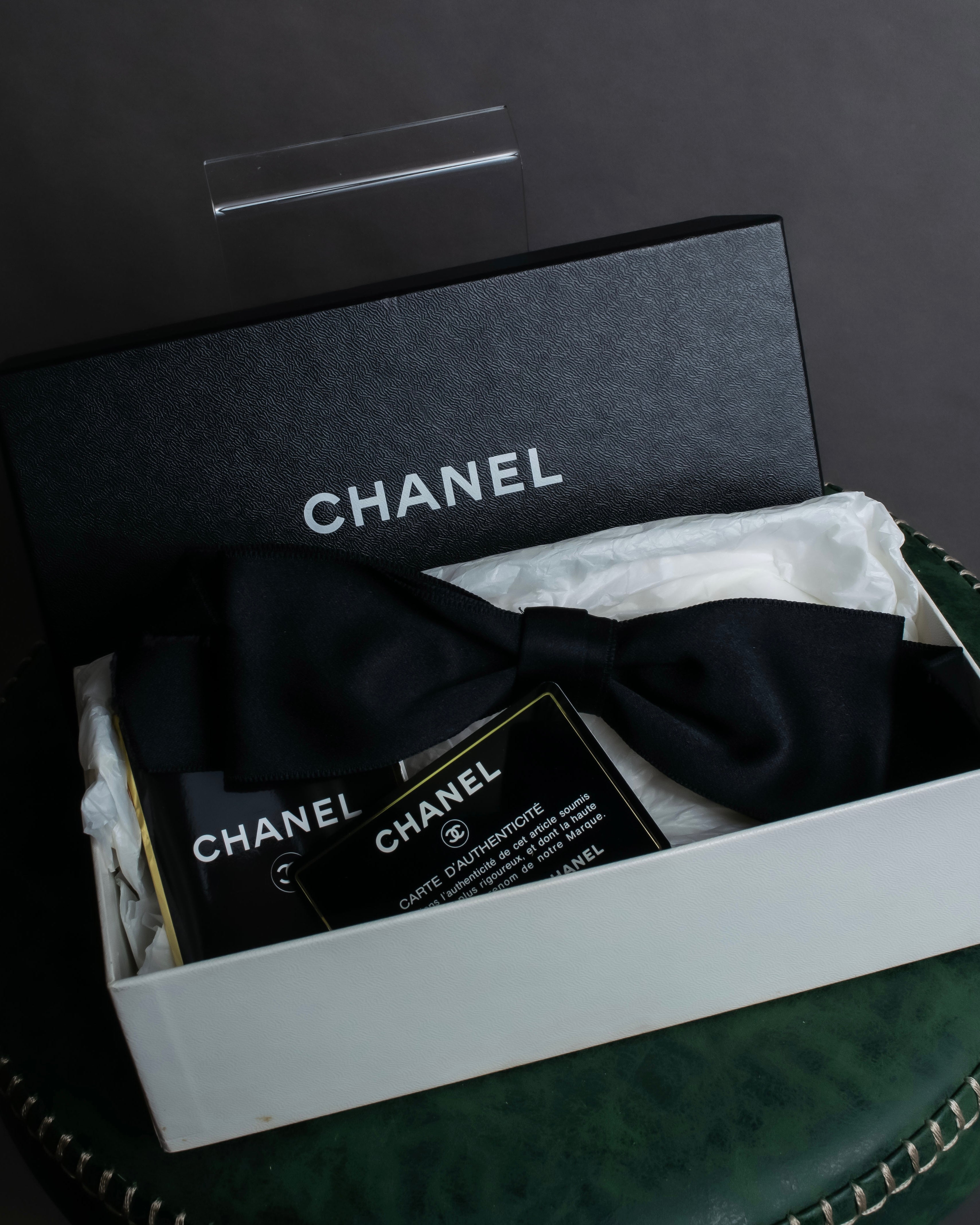 "CHANEL" 2001 Cruise Collection ribbon brooch