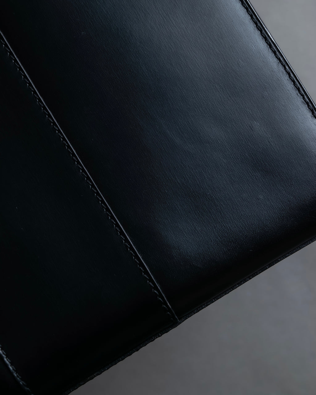 "CELINE" Ringlock design leather hand bag